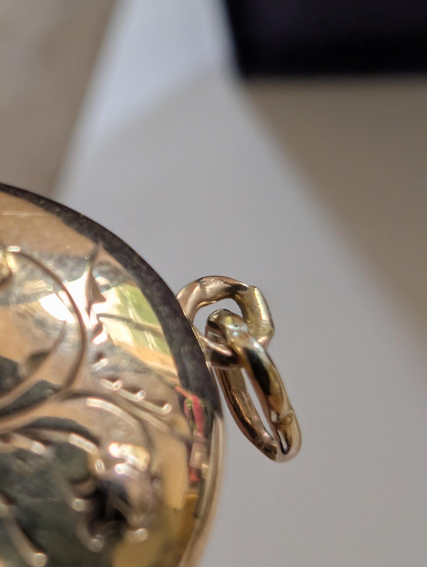 Art Nouveau 18K Gold Locket: Antique French Floral Keepsake