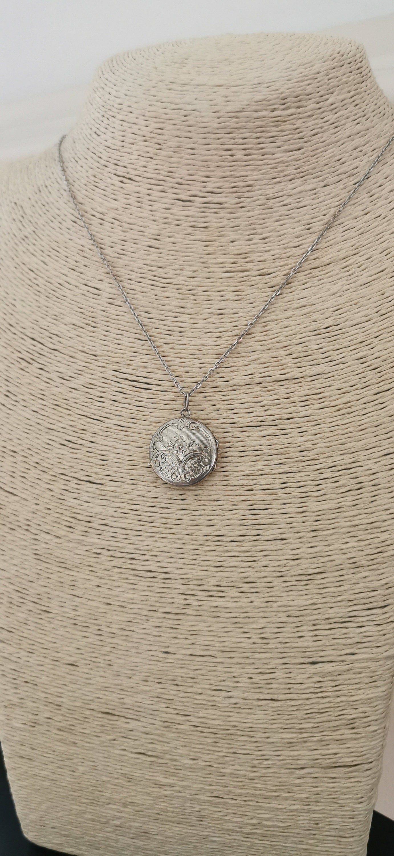 1890s Antique Locket Art Nouveau Silver Photo Holder Locket Gift for Her