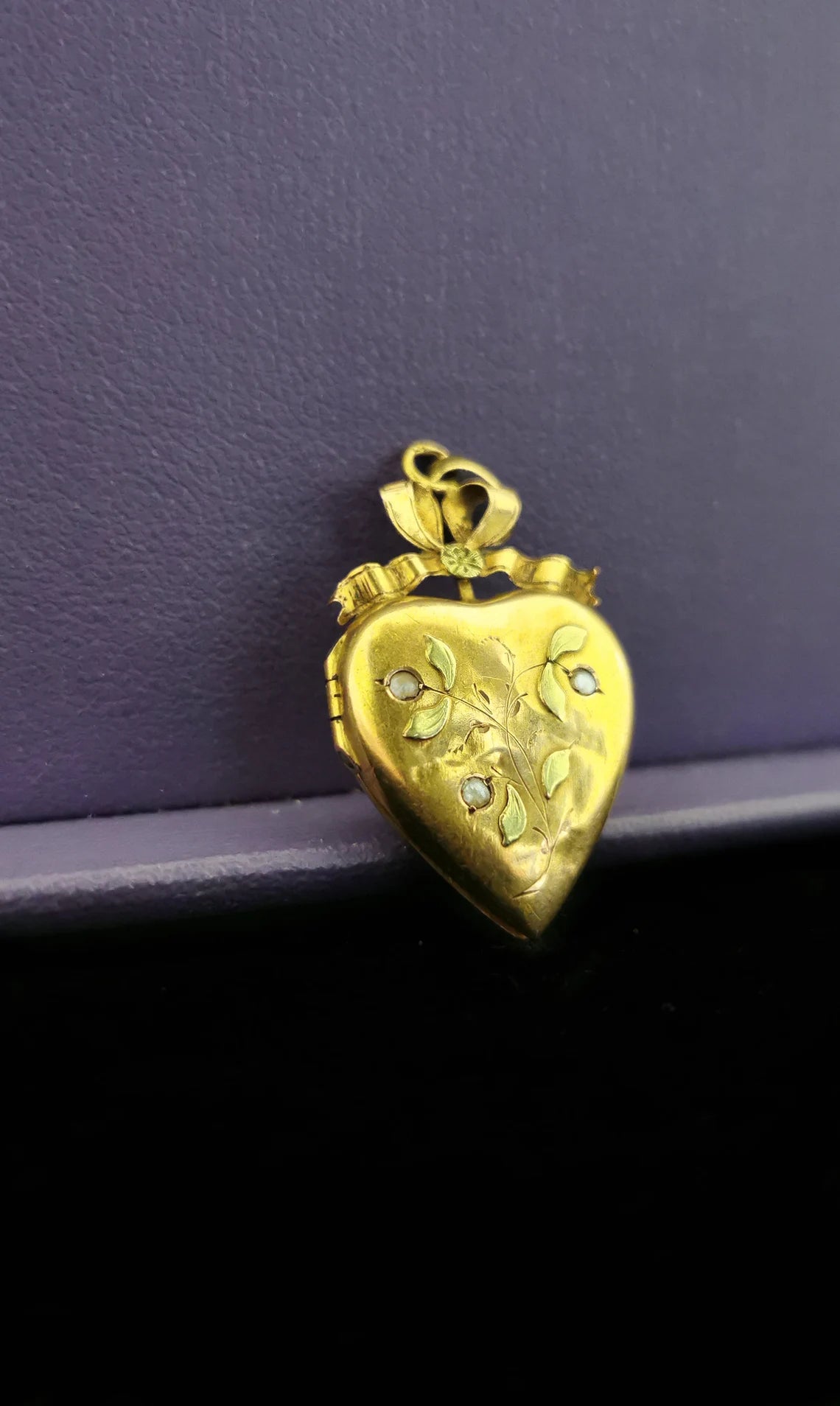 18K Art Nouveau Heart Locket Antique c 1900 Locket 18K Gold Heart Pendant with yellow gold glass stone and natural pearl