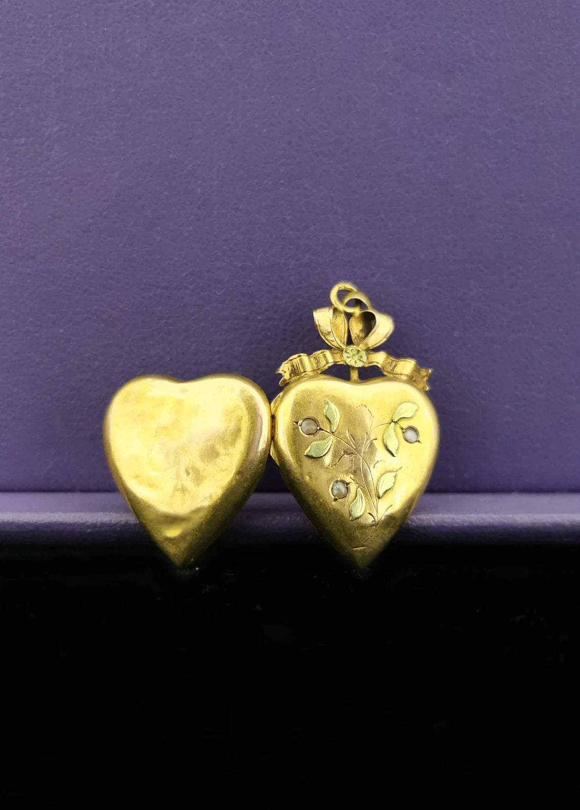 18K Art Nouveau Heart Locket Antique c 1900 Locket 18K Gold Heart Pendant with yellow gold glass stone and natural pearl