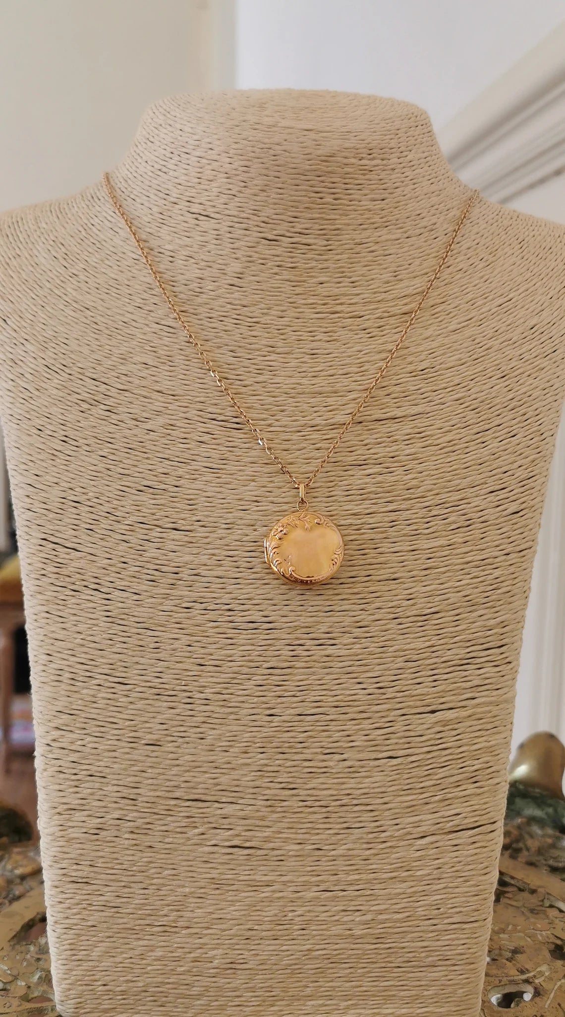 18K Art Nouveau Round Gold Locket with Repousse Flowers Antique French Photo Pendant Antique Art Nouveau Locket 18K locket gift for wife