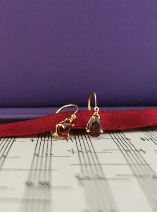 18k Gold Garnet sleeper earrings Antique Earrings 18K drop earrings with garnet stones Antique earrings gift for wife