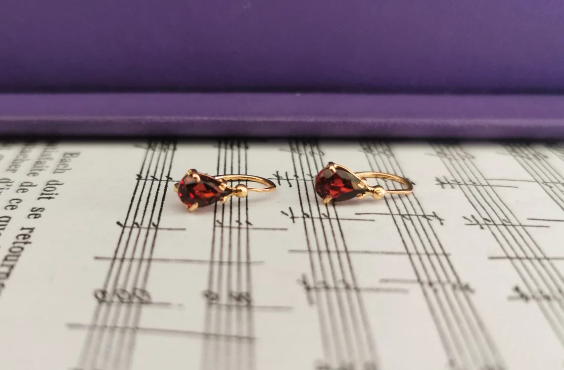 18k Gold Garnet sleeper earrings Antique Earrings 18K drop earrings with garnet stones Antique earrings gift for wife