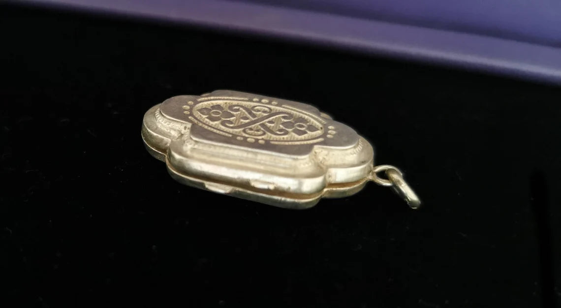 1900 Antique Silver Engraved Locket Antique XX century Locket Edwardian silver locket gift for him gift for her