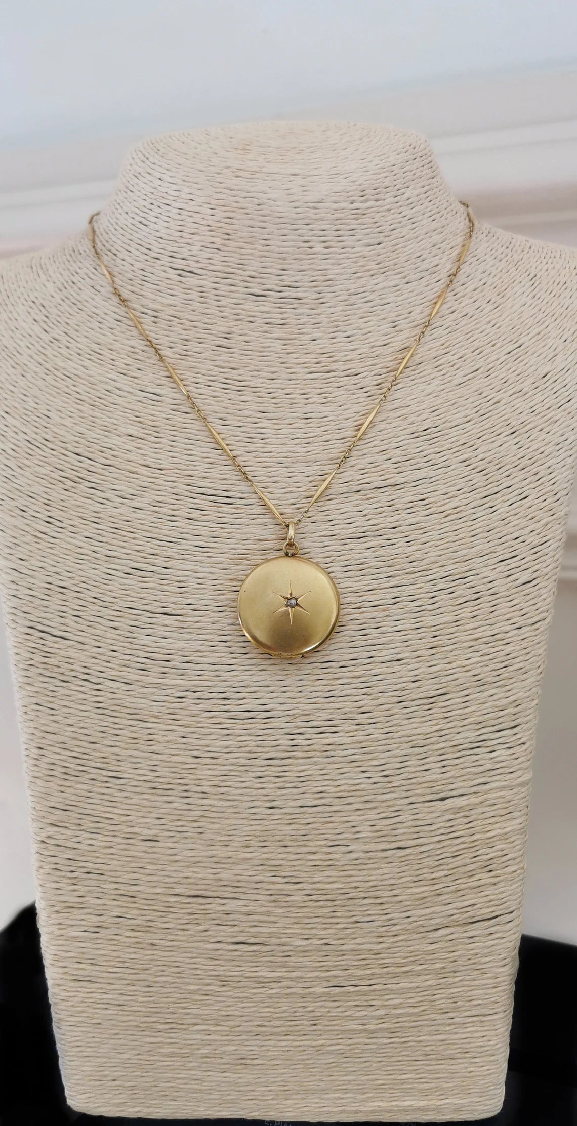 Antique 18K Gold and diamond 1910 Edwardian locket Gold locket starburst locket Gold Photo holder gift for her