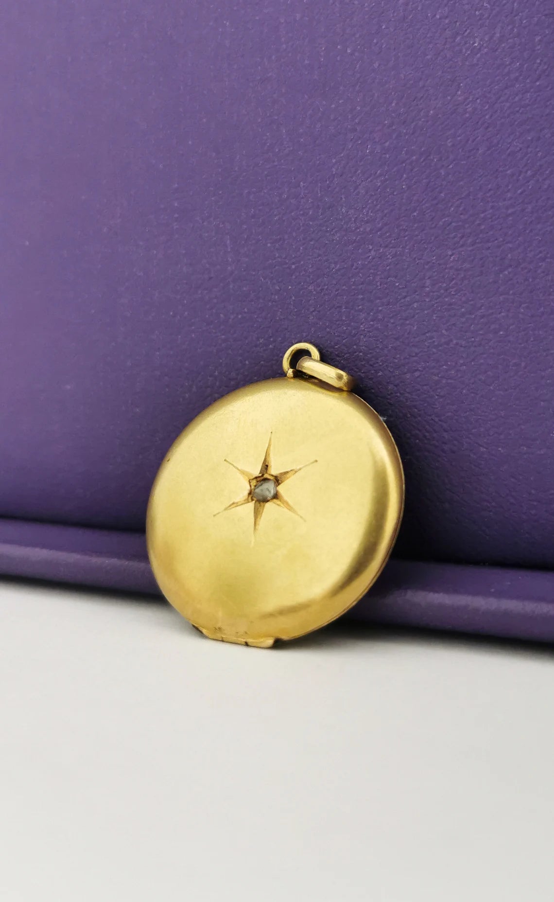 Antique 18K Gold and diamond 1910 Edwardian locket Gold locket starburst locket Gold Photo holder gift for her
