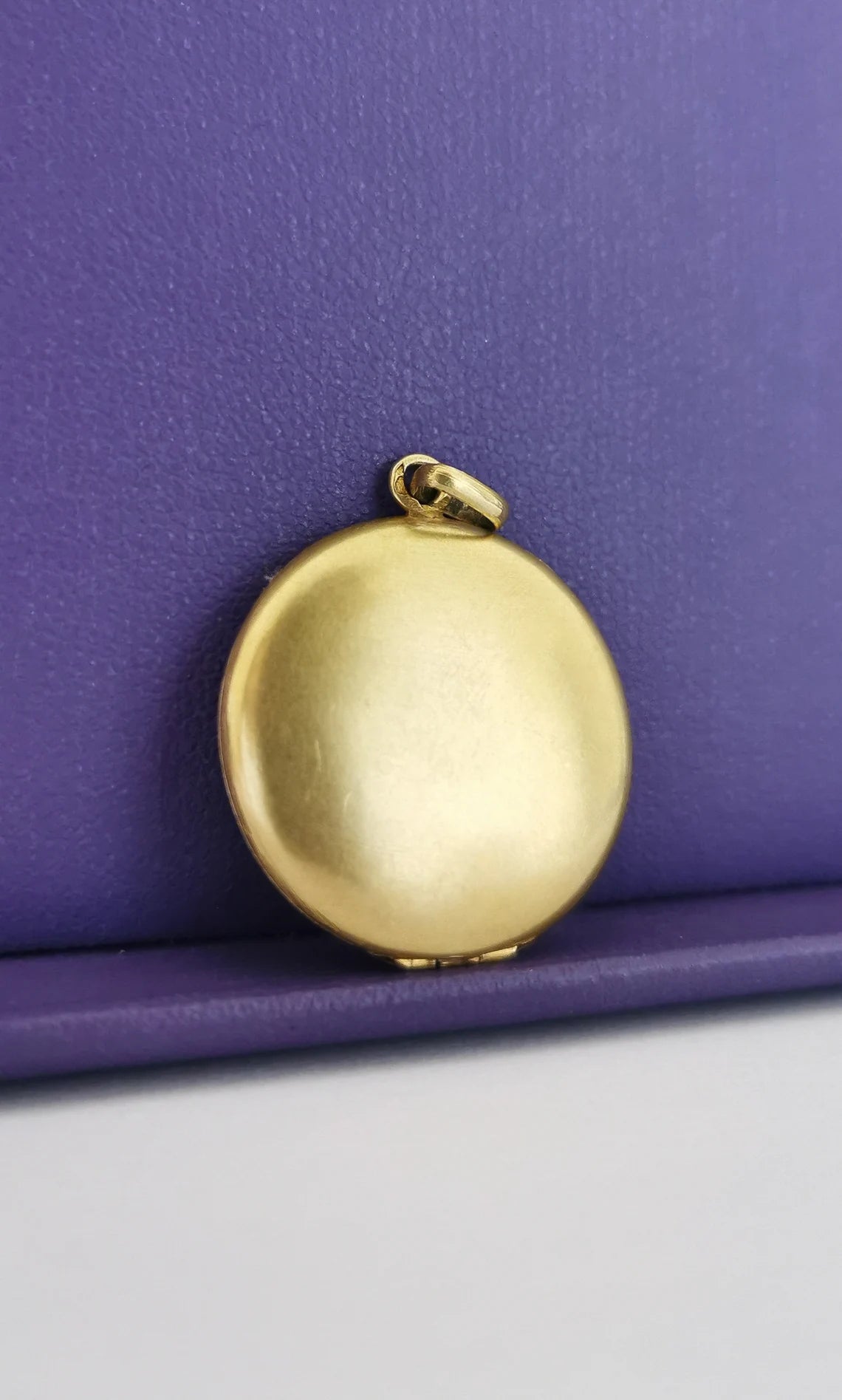 Antique 18K Gold and diamond 1910 Edwardian locket Gold locket starburst locket Gold Photo holder gift for her