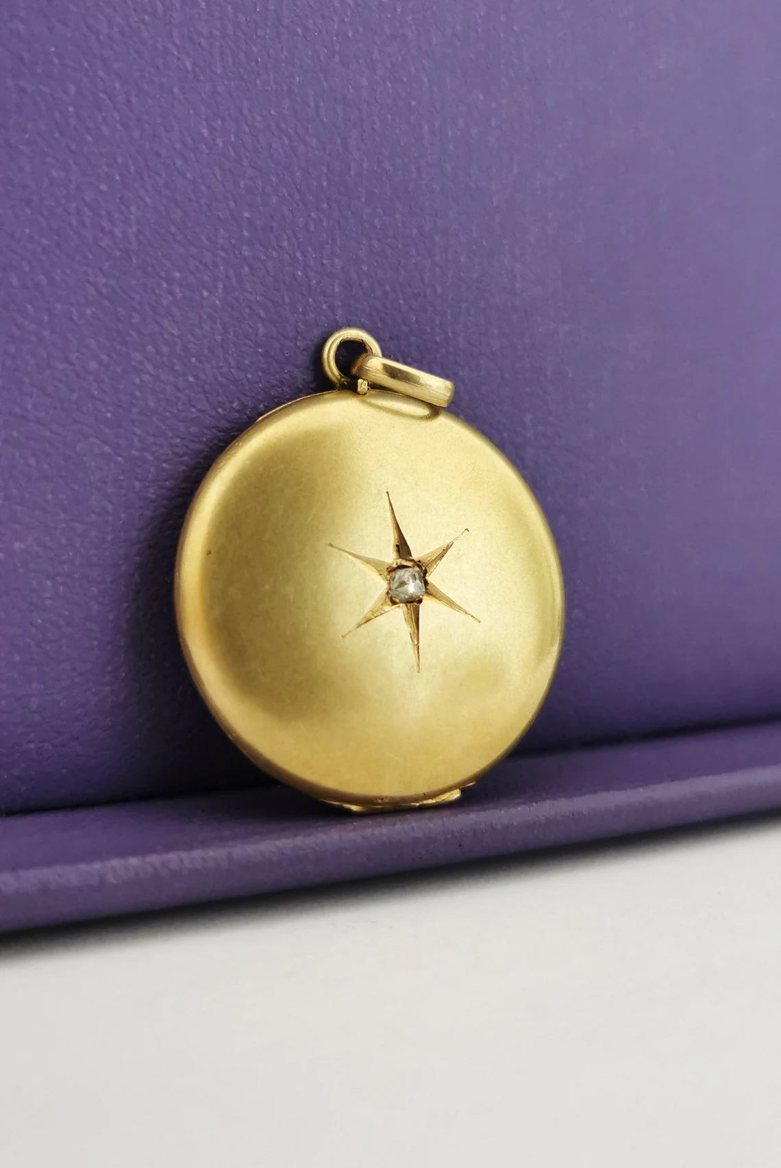 Antique 18K Gold and diamond 1910 Edwardian locket Gold locket starburst locket Gold Photo holder gift for her