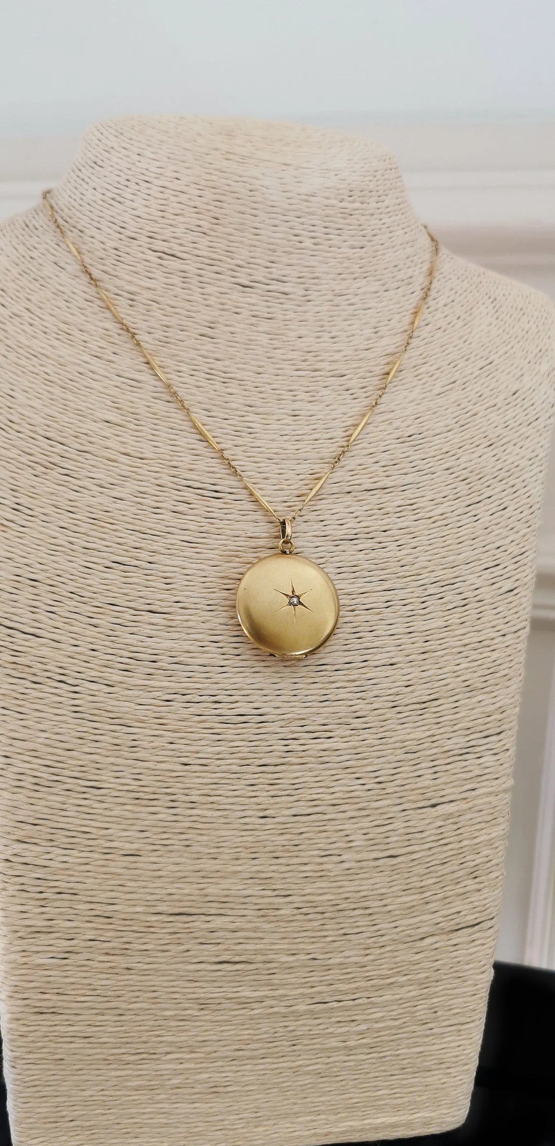 Antique 18K Gold and diamond 1910 Edwardian locket Gold locket starburst locket Gold Photo holder gift for her