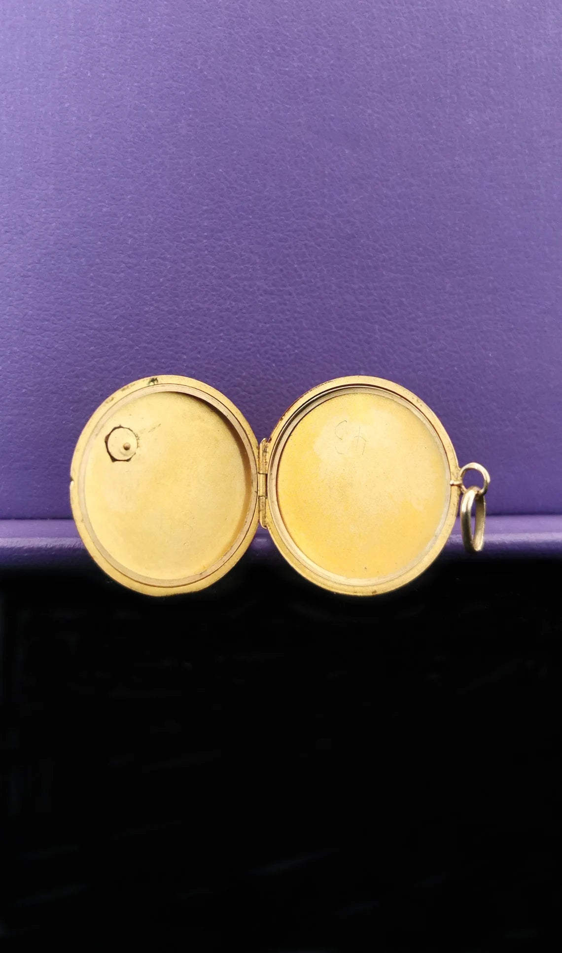 Antique 18K Gold and pearl 1910 Edwardian locket Gold locket starburst locket Gold Photo holder Vintage locket gift for her