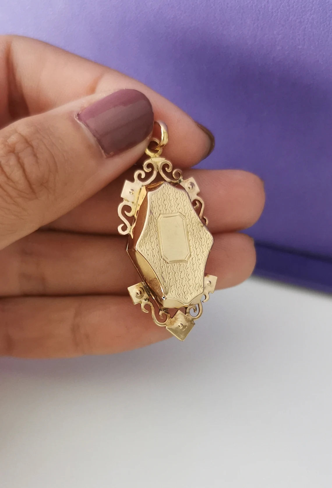 Antique 18K Victorian engraved locket with pearls Antique 18K Gold locket French Napoleon III Locket Gold Locket gift for her