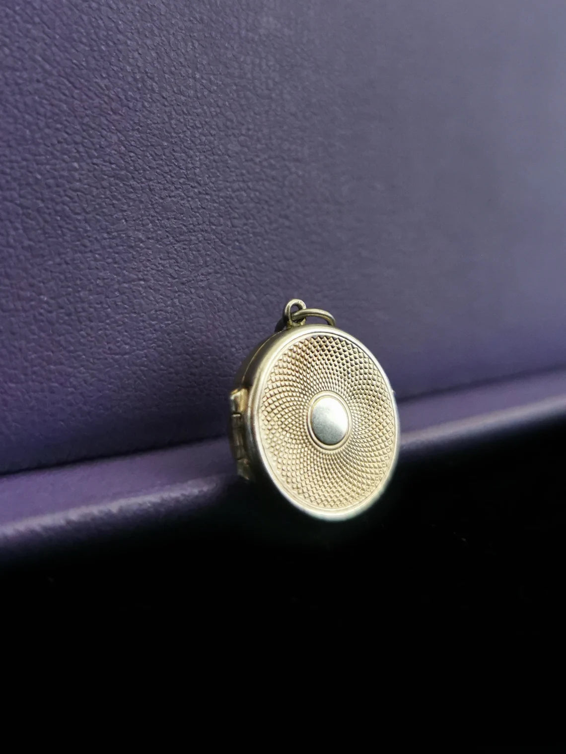 Antique French Edwardian Locket with engraved design Antique French Locket XX century french silver locket