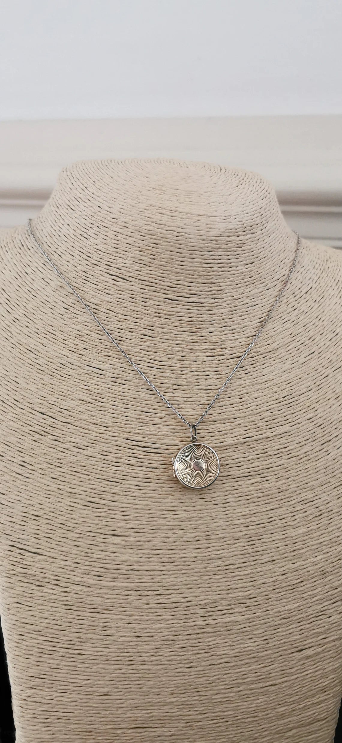 Antique French Edwardian Locket with engraved design Antique French Locket XX century french silver locket