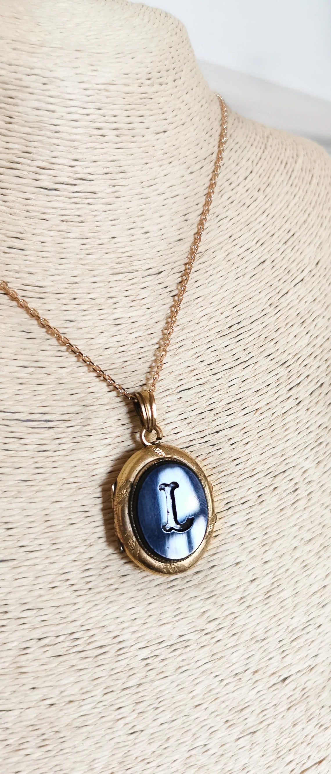 Antique Onyx Locket Beautiful XIX Century French Victorian Onyx locket with engraved L Antique photo holder gift for her