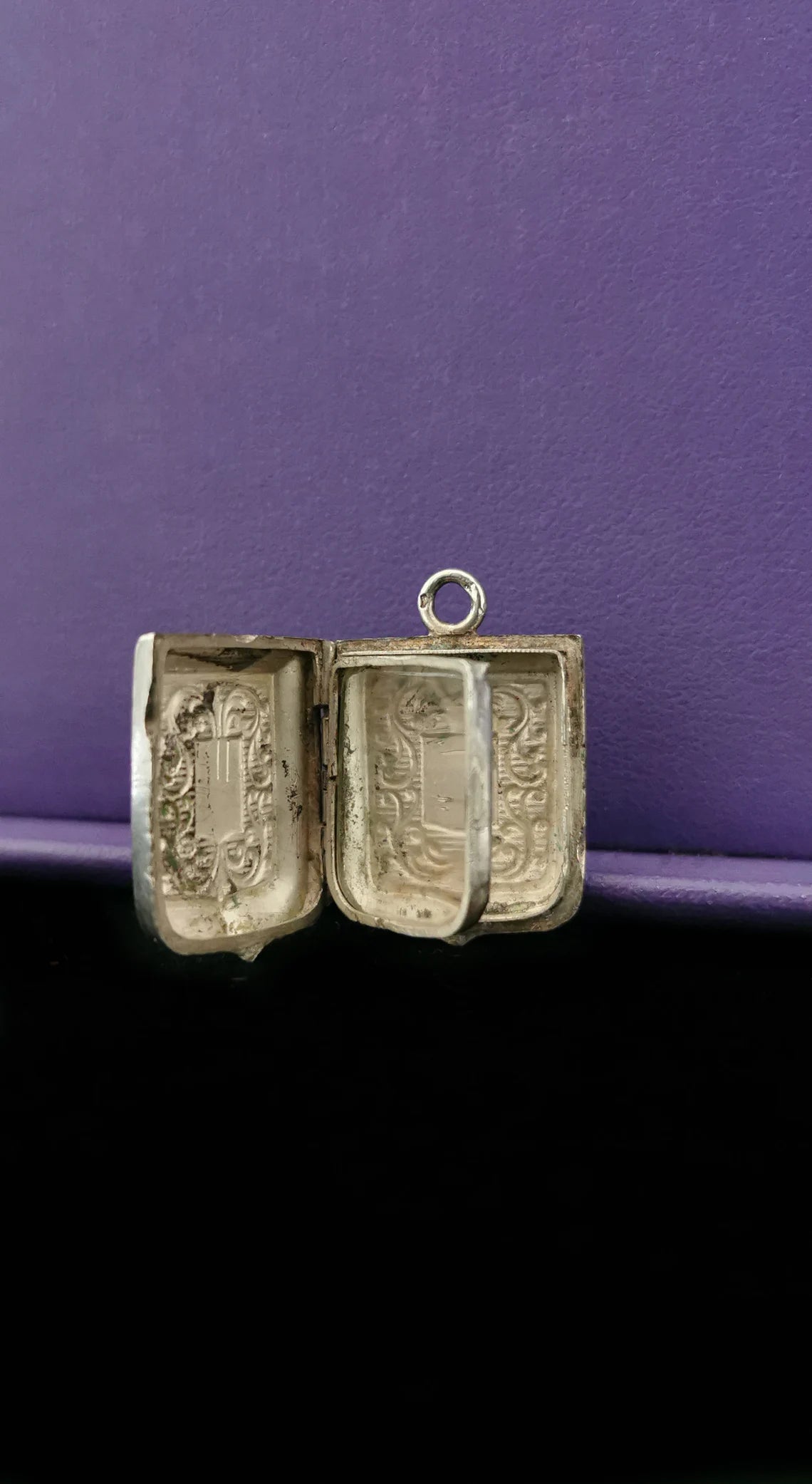 Antique silver engraved blason locket coat of arms French antique victorian silver locket with glass partition gift for him gift for her