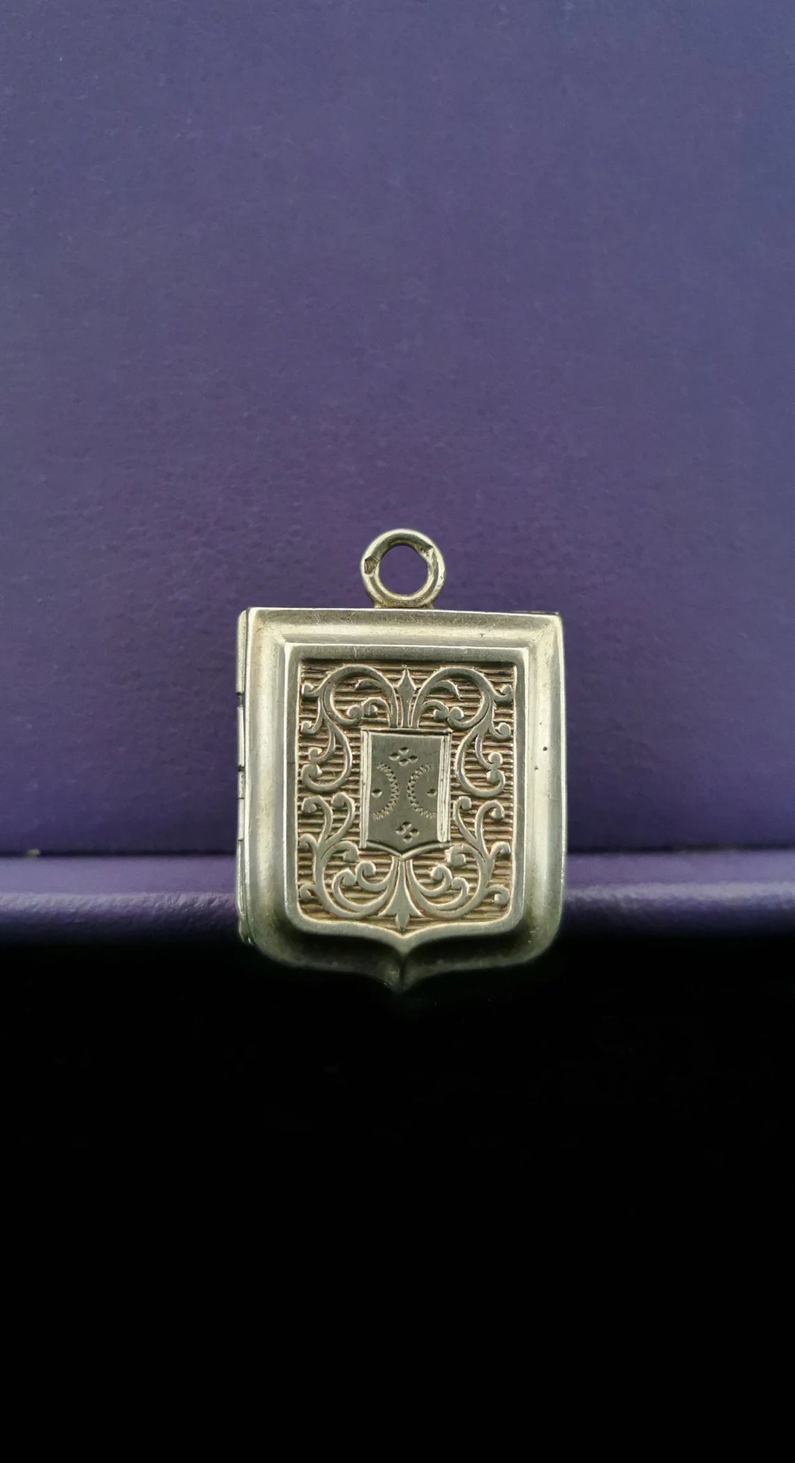 Antique silver engraved blason locket coat of arms French antique victorian silver locket with glass partition gift for him gift for her