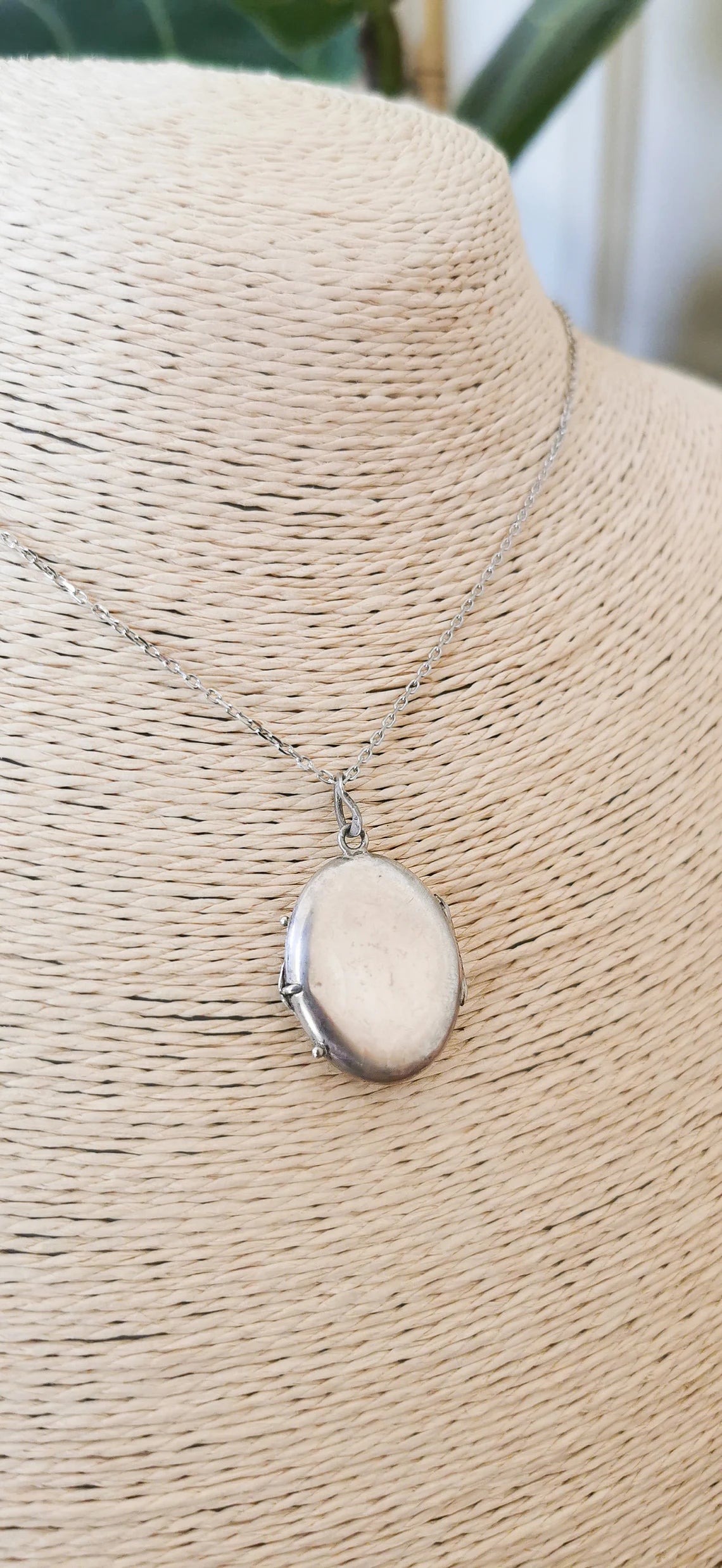 Antique silver locket Small Edwardian French silver locket 1900 silver locket Antique picture locket Picture pendant gift for her