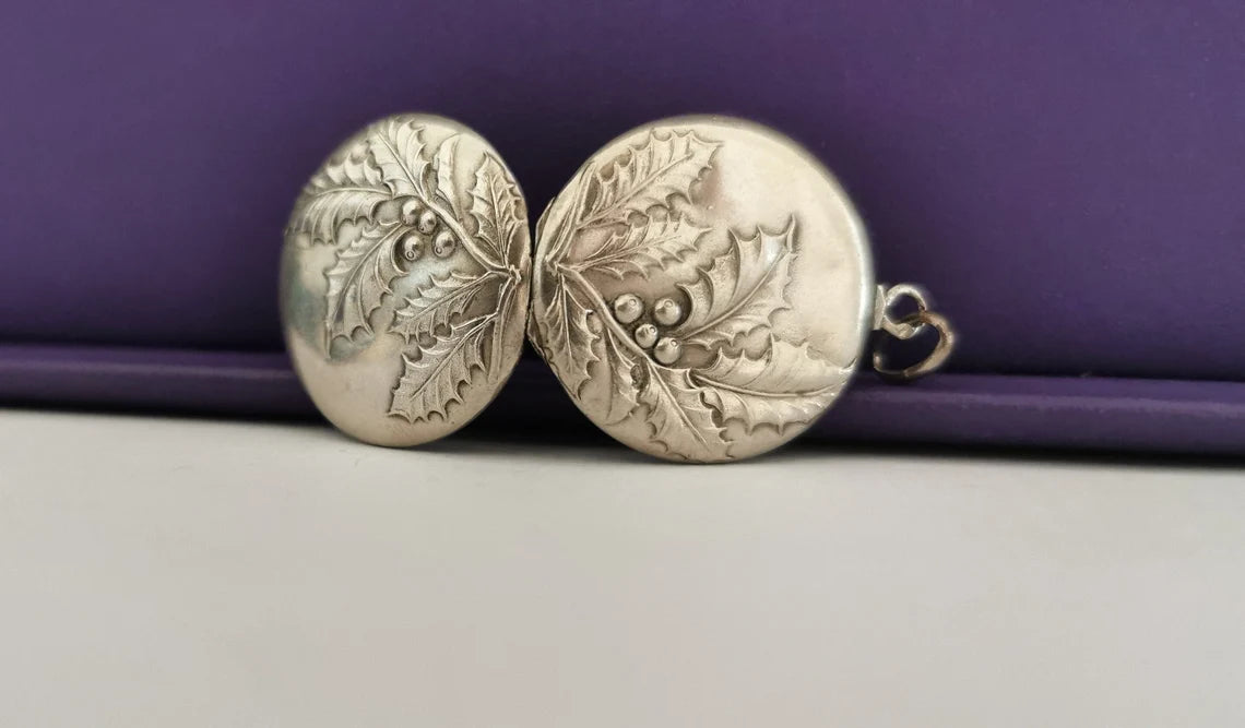 Art Nouveau Round silver Locket with Repousse Hawthorn branch Antique French Photo Pendant Antique Art Nouveau silver Locket Gift for her