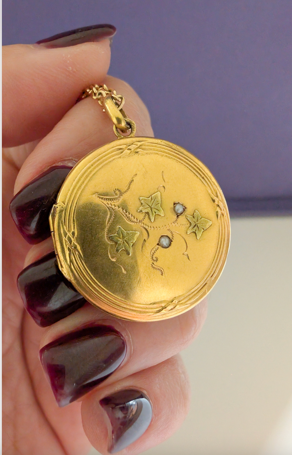 18K Gold Art Nouveau Locket with pearls & green gold : Antique Floral Engraved Pendant