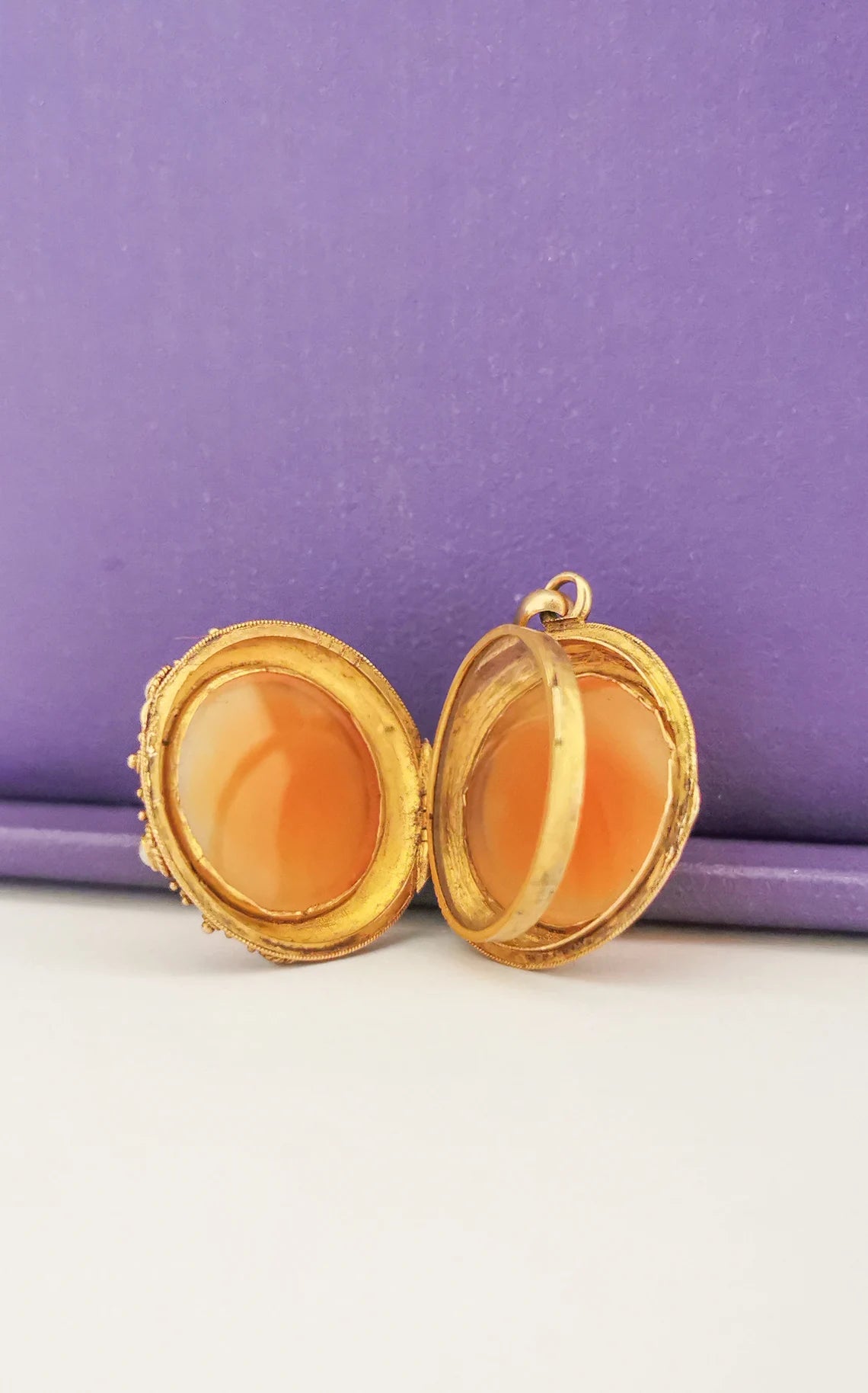 RARE 18K Antique victorian Locket 1850s Victorian Carnelian locket with glass partition napoleon III locket Antique French Locket Locket