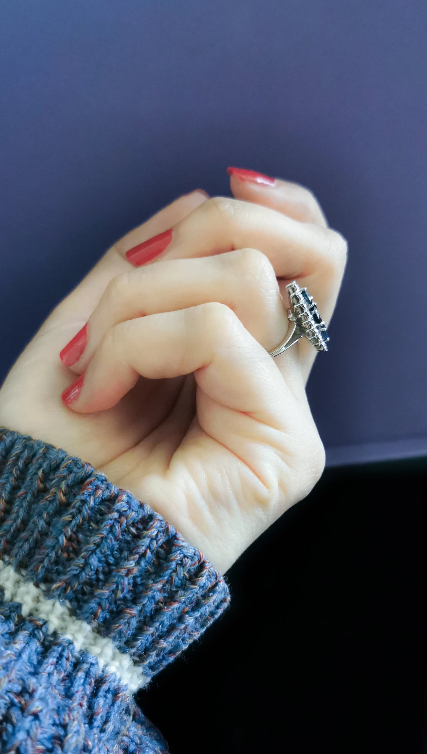18K Marquise Sapphire and diamond ring