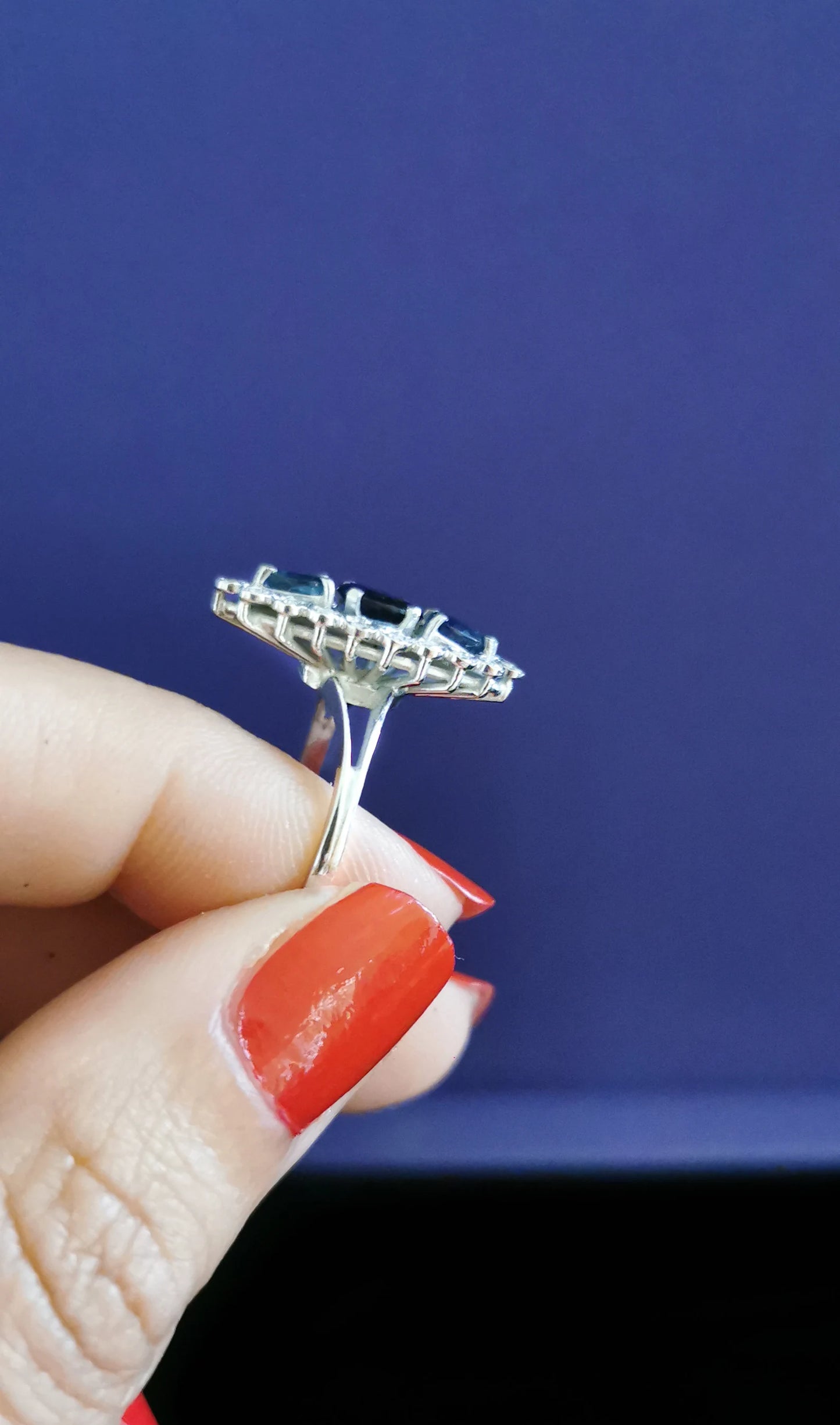 18K Marquise Sapphire and diamond ring