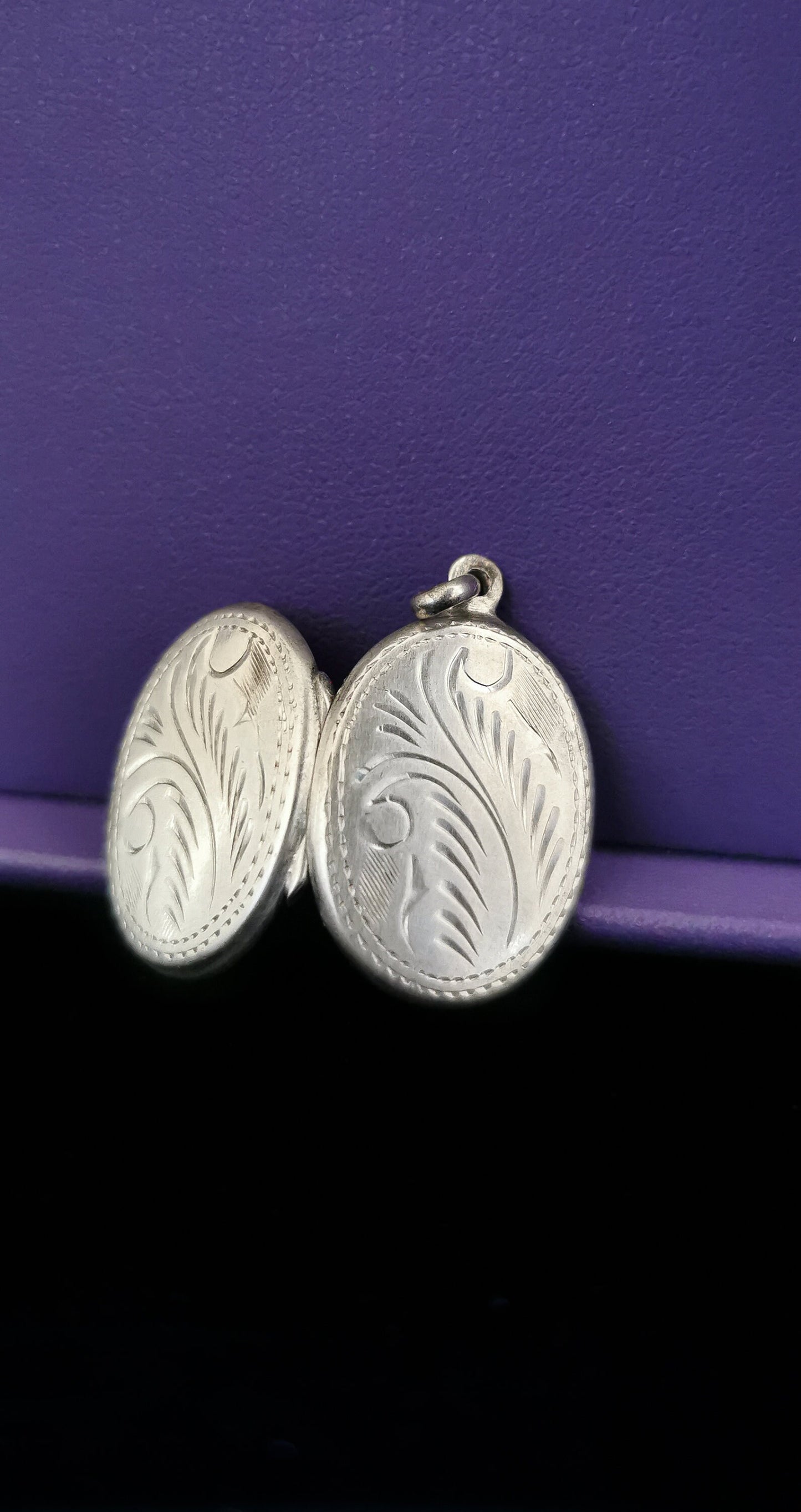 Edwardian Sterling Silver Locket: Antique Photo Holder, 1900s Engraved Pendant