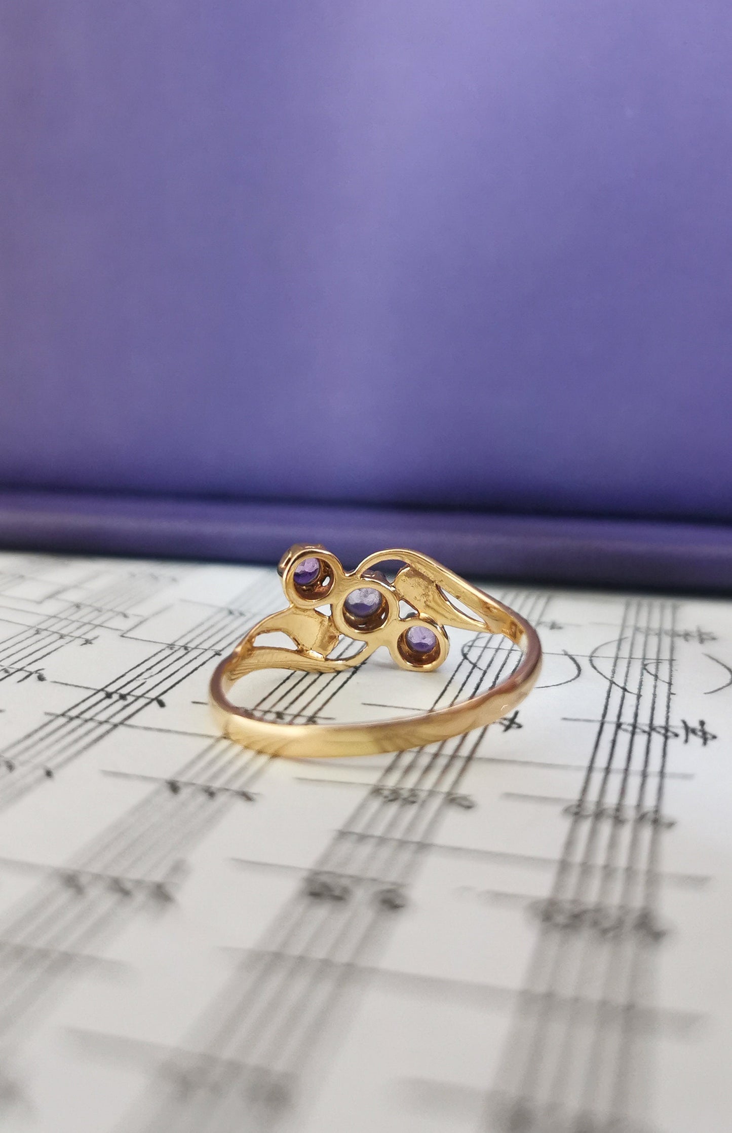 18K Gold Art Nouveau Amethyst & Pearl Ring - 1900s Antique