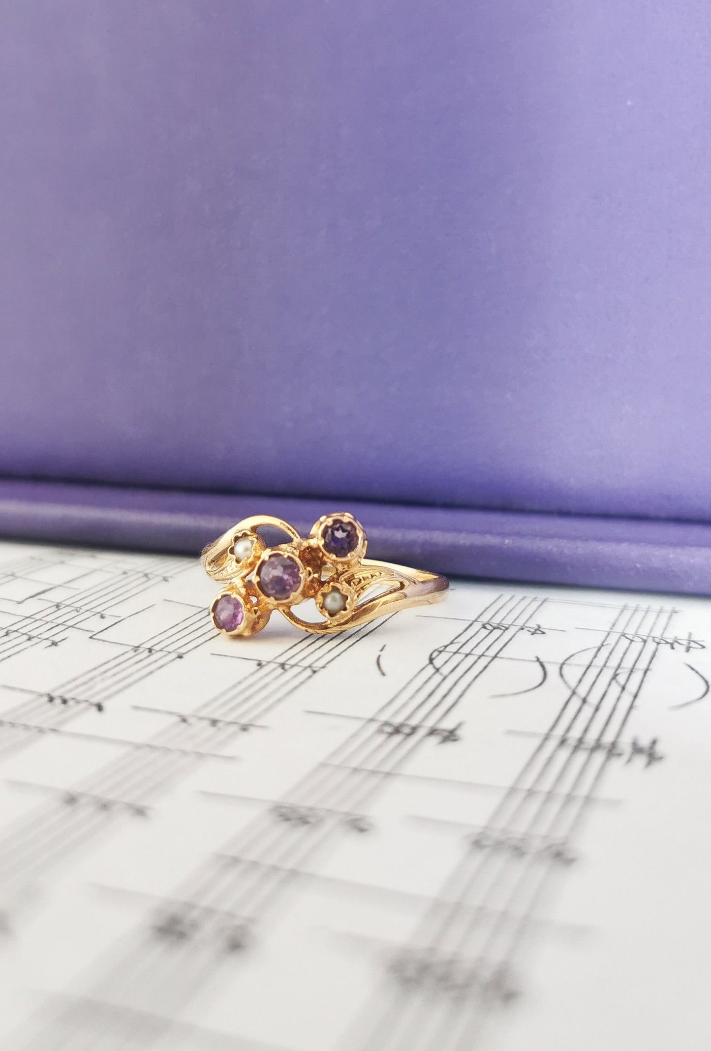 18K Gold Art Nouveau Amethyst & Pearl Ring - 1900s Antique