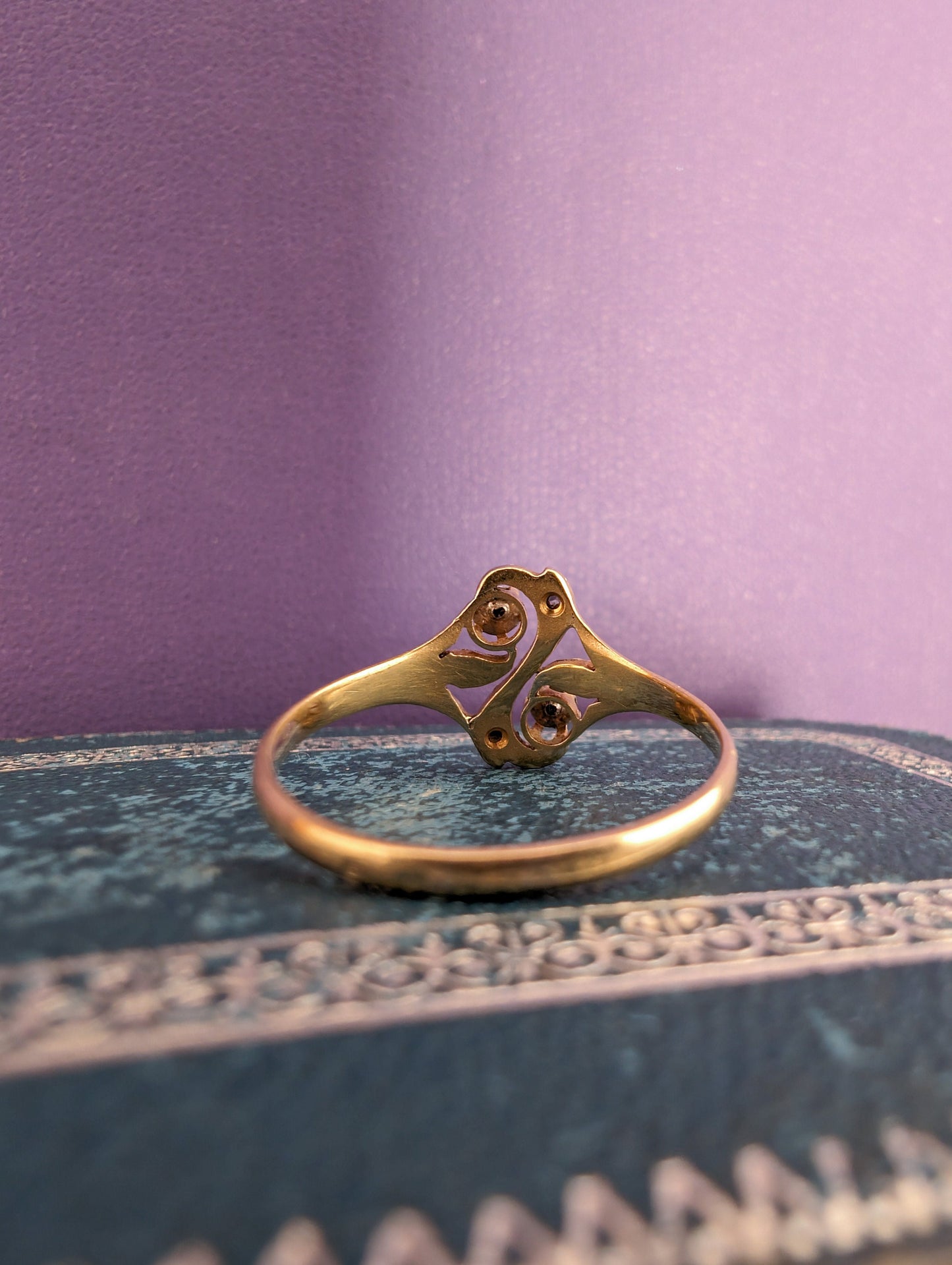 Antique French 14K Gold Diamond Ring: Art Nouveau Floral Design