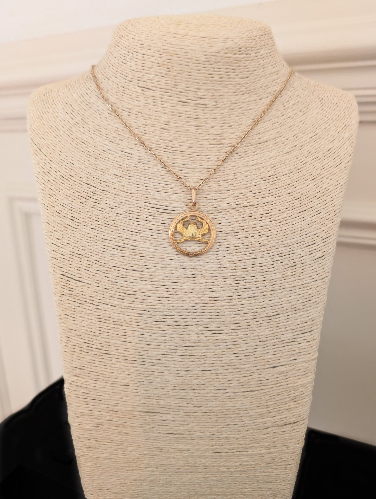 Vintage 18K Gold Cancer Zodiac Pendant: July Birthday Gift