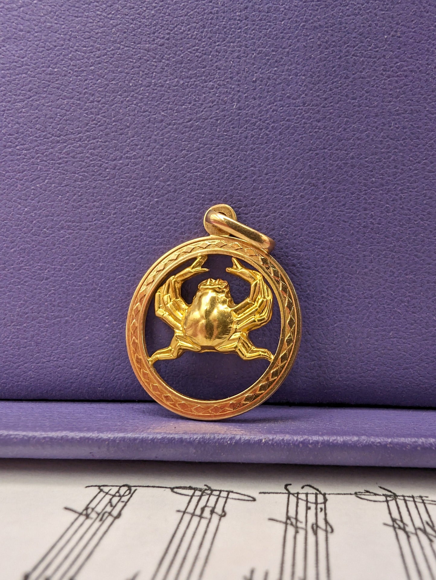 Vintage 18K Gold Cancer Zodiac Pendant: July Birthday Gift