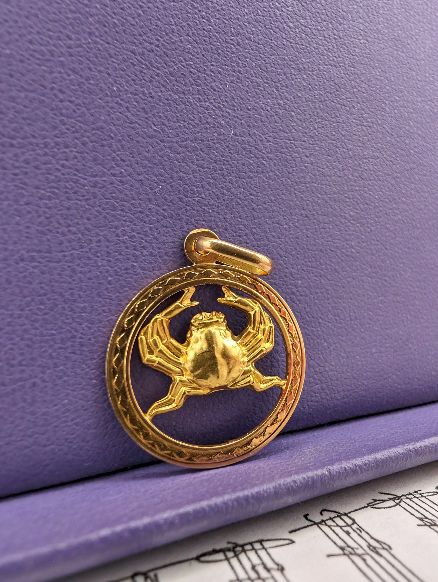 Vintage 18K Gold Cancer Zodiac Pendant: July Birthday Gift