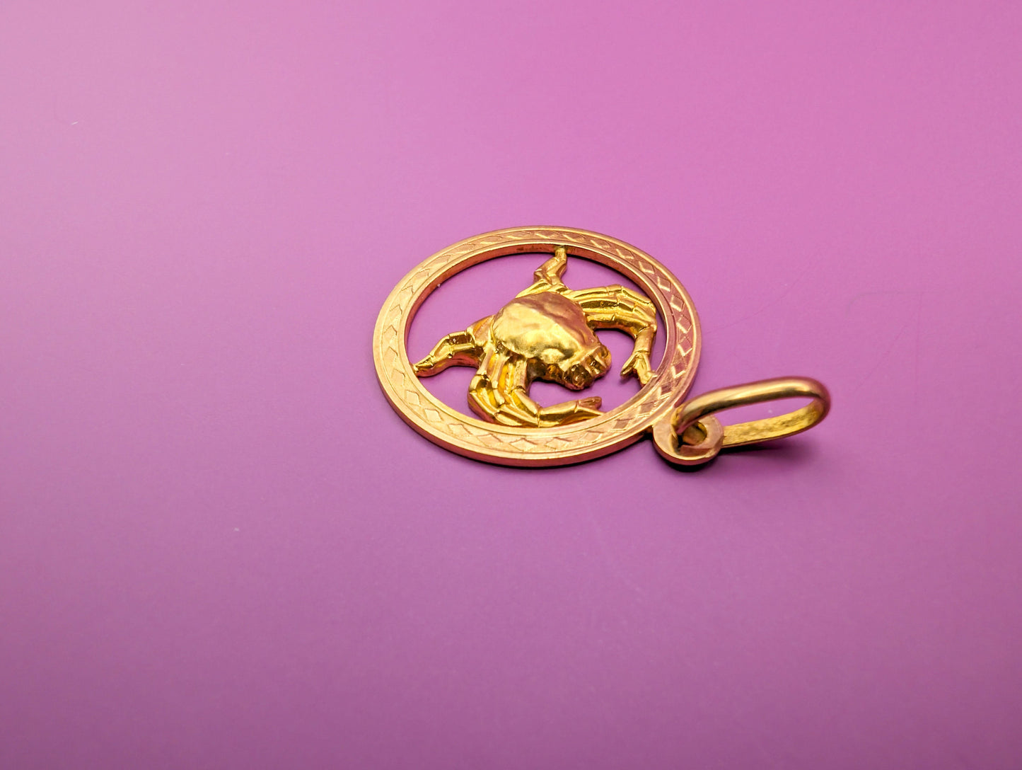 Vintage 18K Gold Cancer Zodiac Pendant: July Birthday Gift