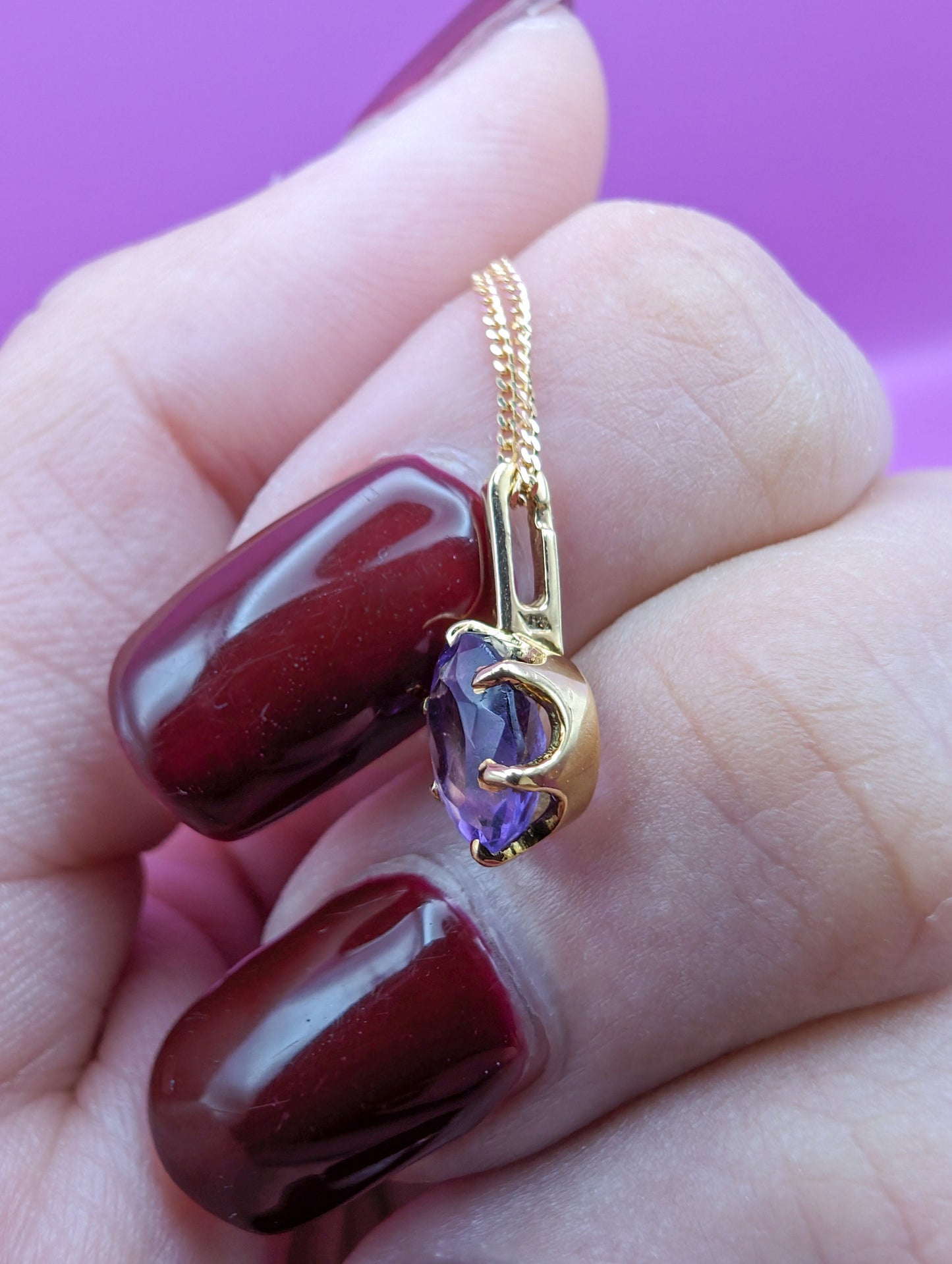Vintage 18k Gold Amethyst Pendant: Spiritual Healing Charm