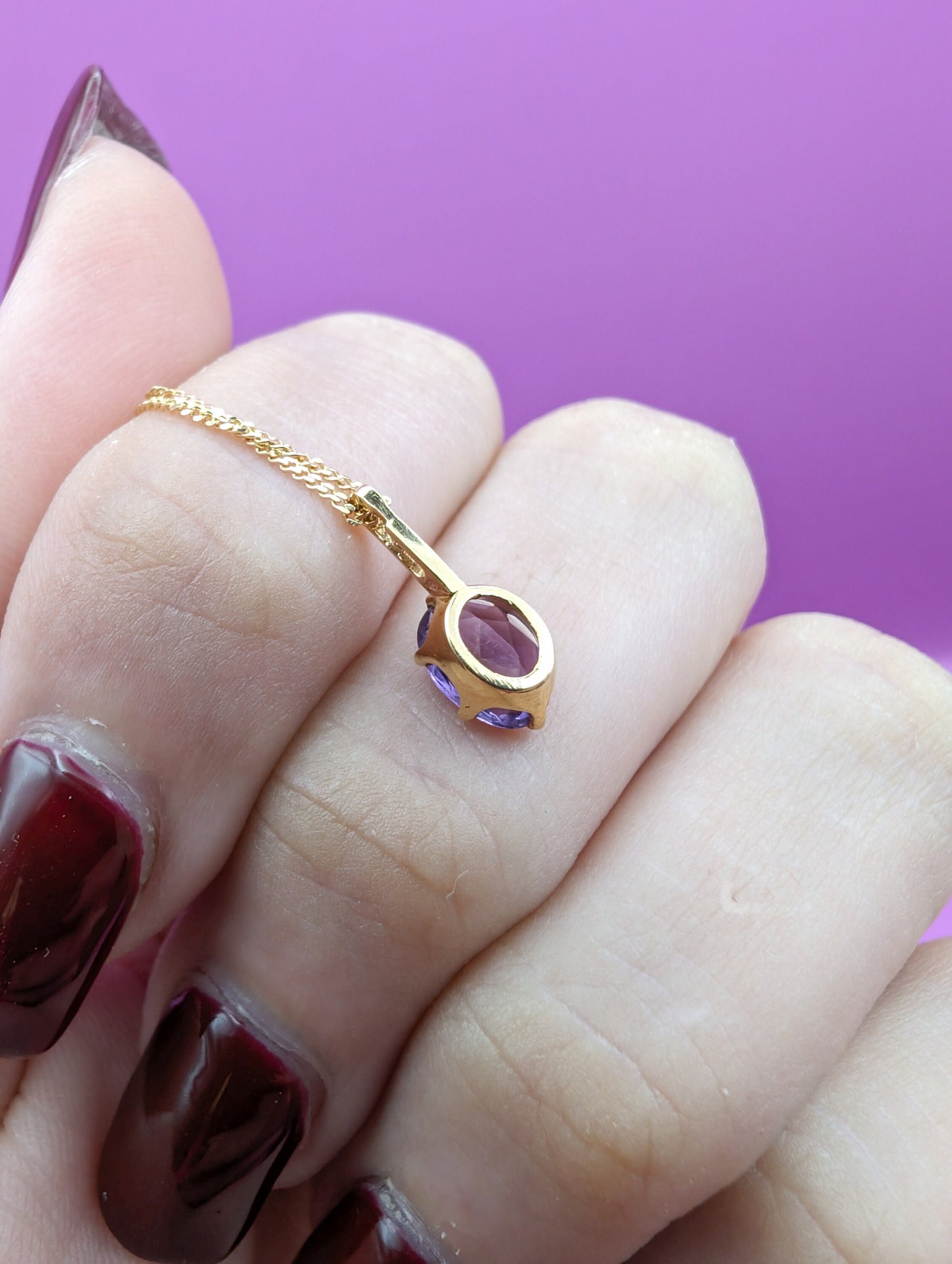 Vintage 18k Gold Amethyst Pendant: Spiritual Healing Charm