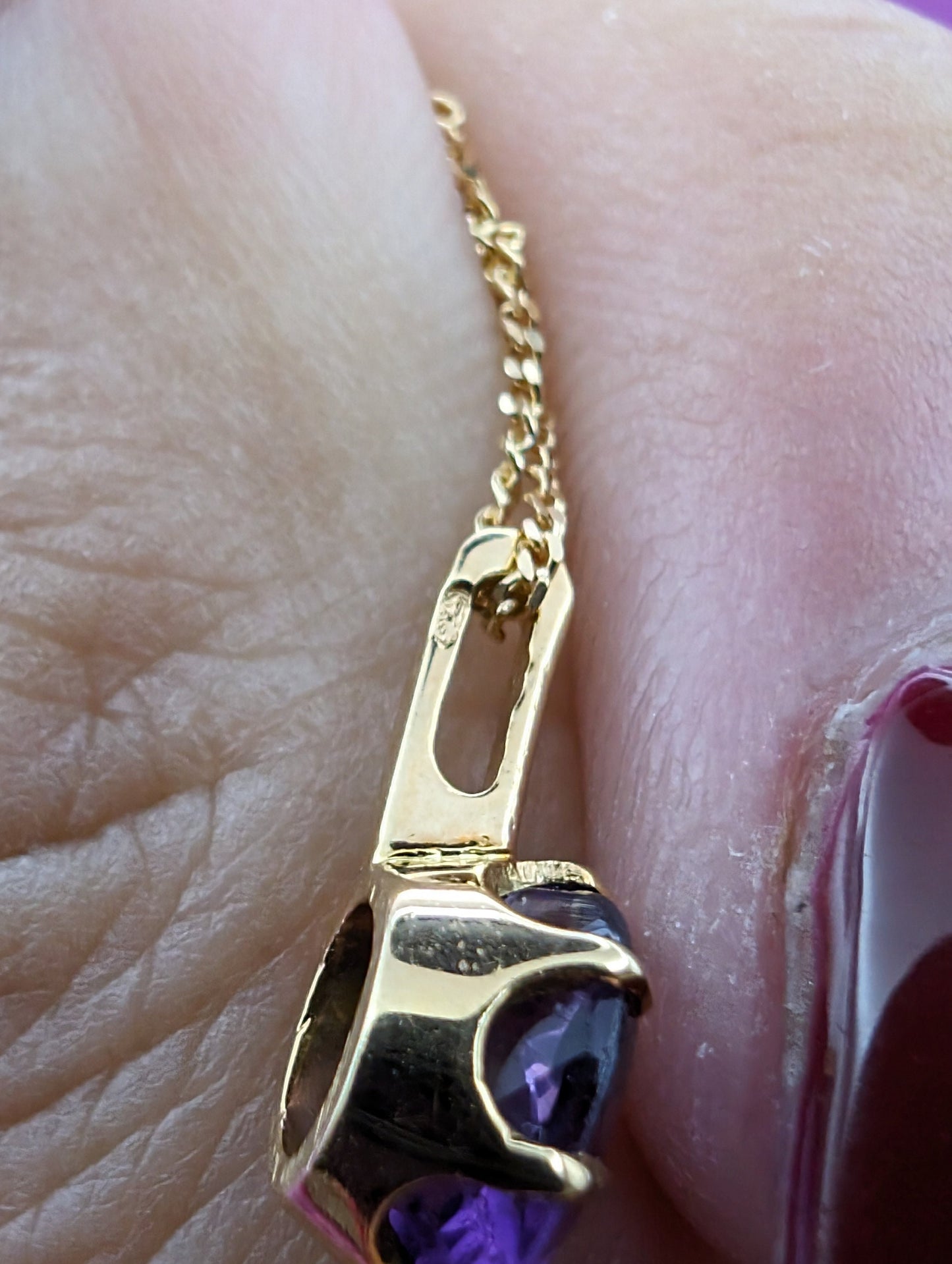 Vintage 18k Gold Amethyst Pendant: Spiritual Healing Charm