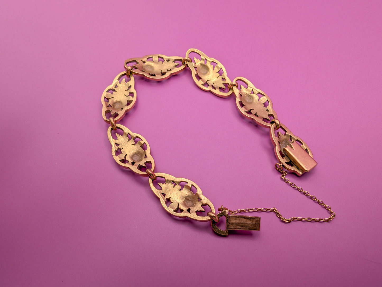 Antique 18K Gold Filigree Bracelet: Art Nouveau Floral Design