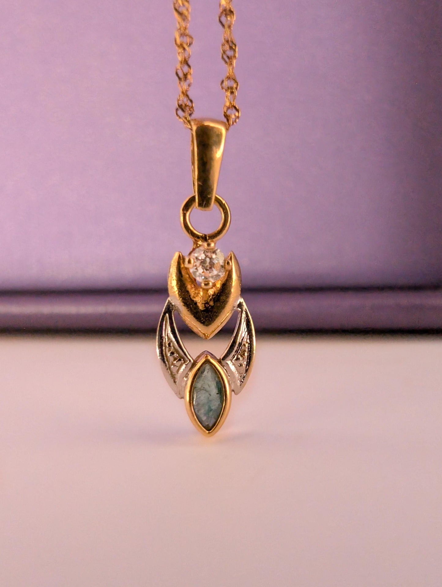 18K Gold Vintage Emerald Pendant with Zirconium