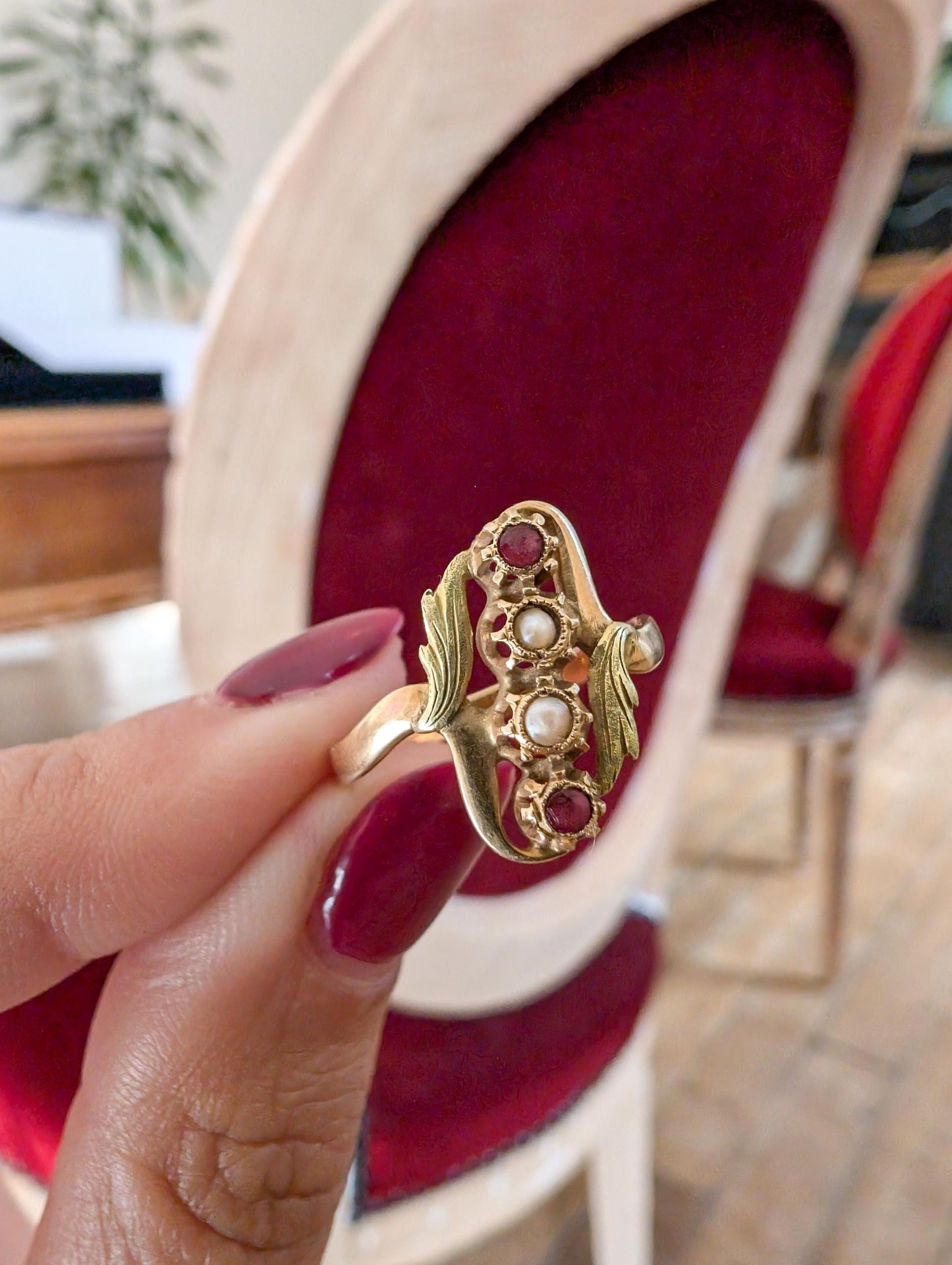 Antique 18K Gold Art Nouveau Ring: Garnet & Pearl French Ring