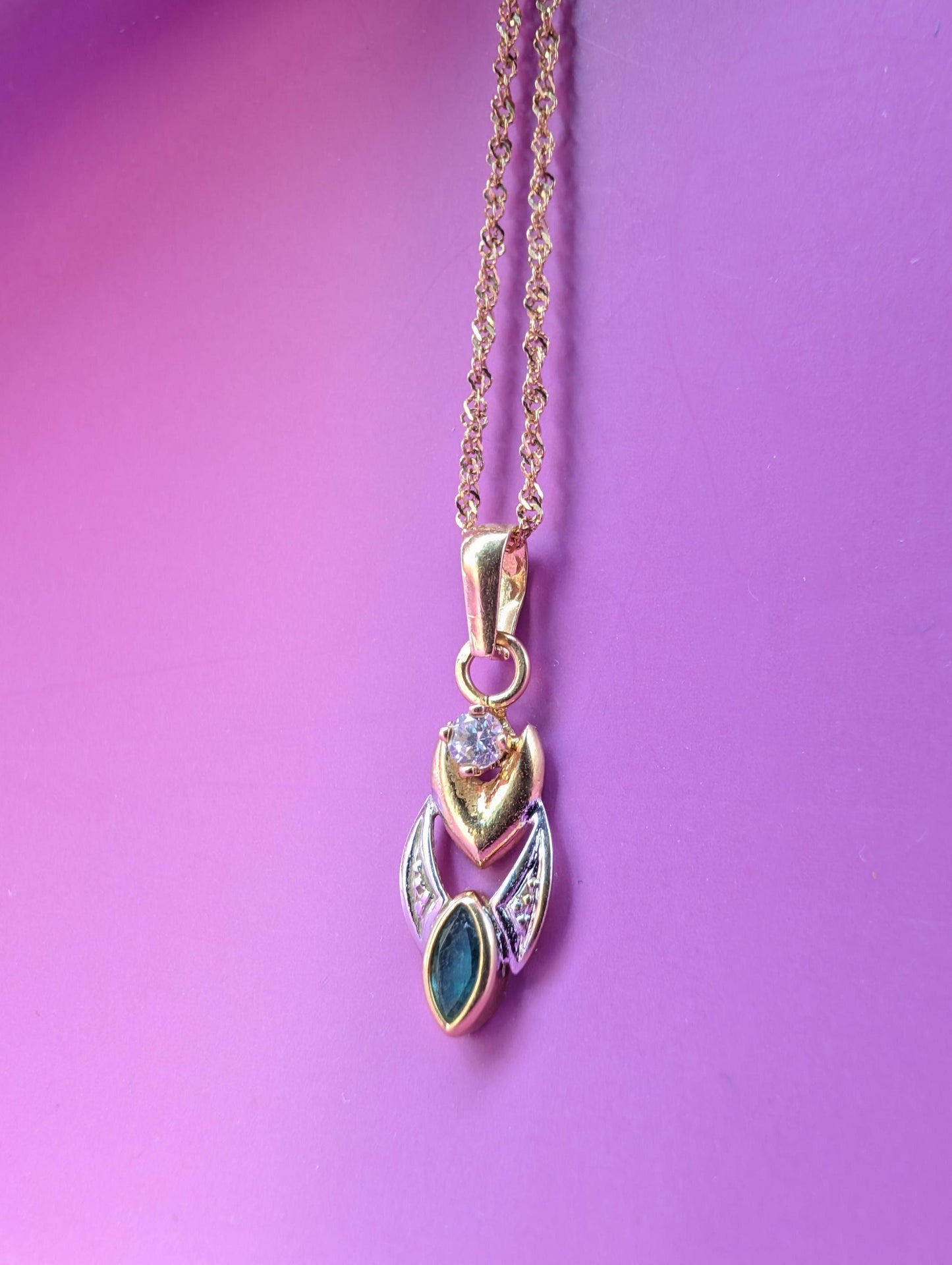 18K Gold Vintage Emerald Pendant with Zirconium