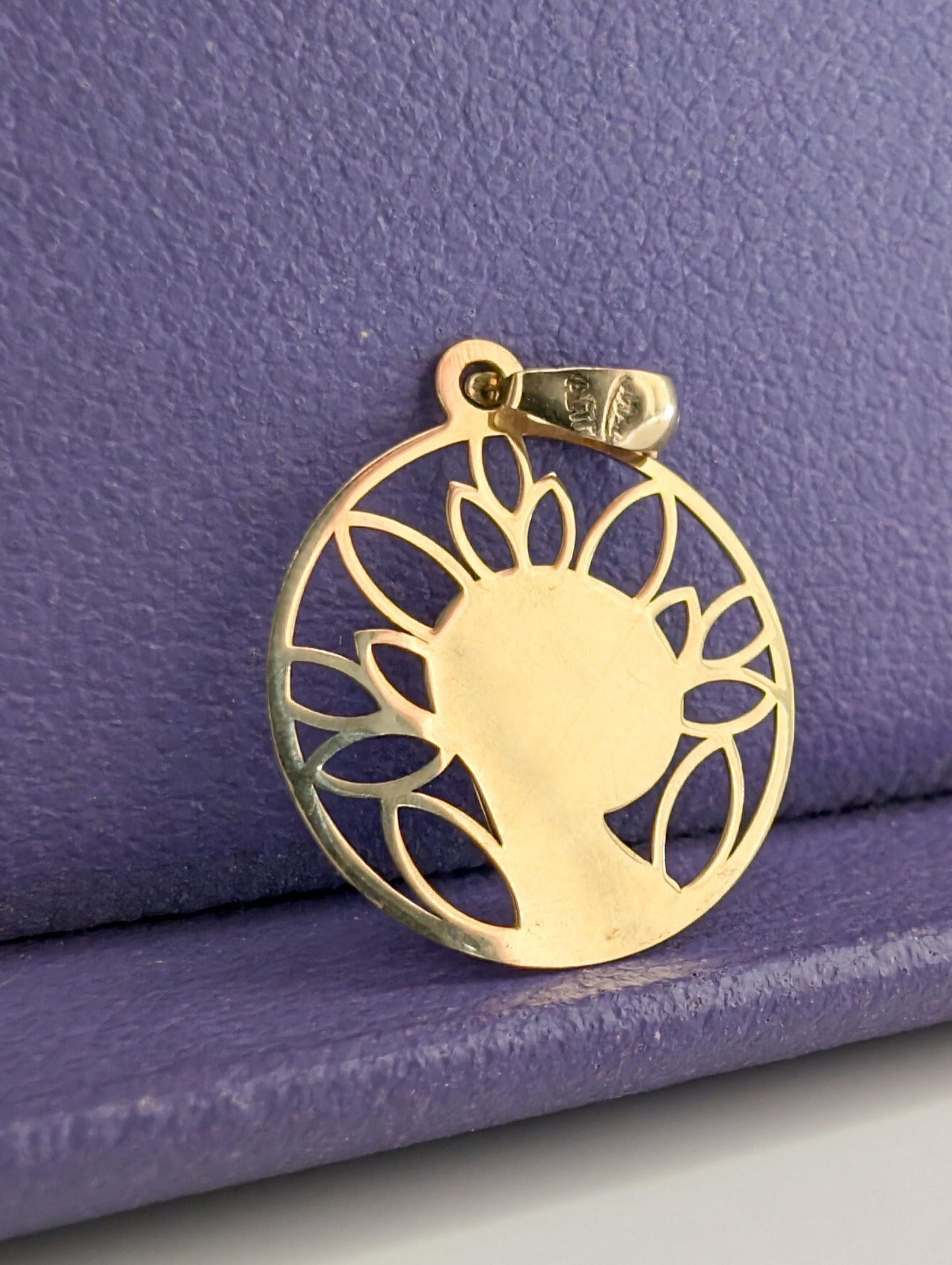 Vintage 18K Gold Virgin Mary Medal - French Catholic Pendant