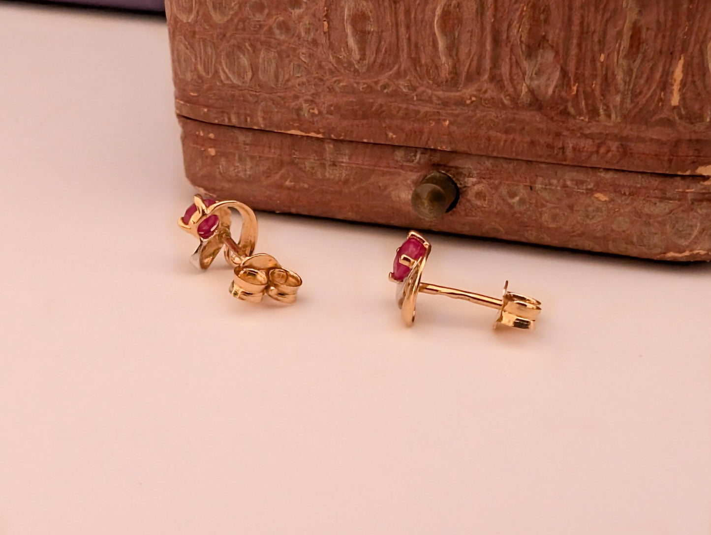 Vintage 18k Gold Ruby Diamond Stud Earrings