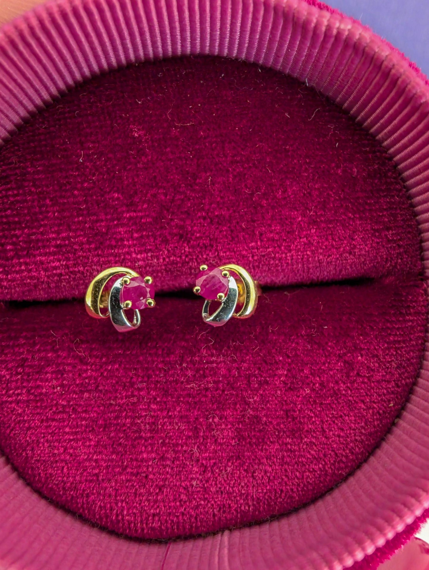 Vintage 18k Gold Ruby Diamond Stud Earrings