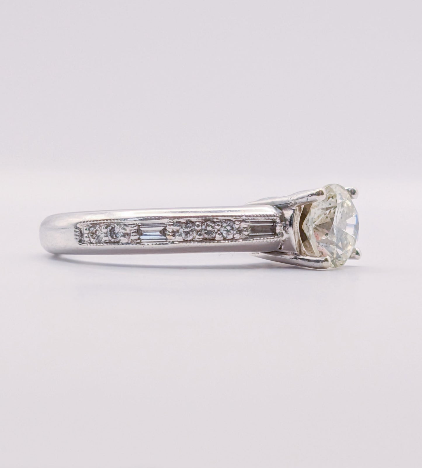 Vintage 0.91 Carat Diamond Ring: 14K White Gold Engagement Ring