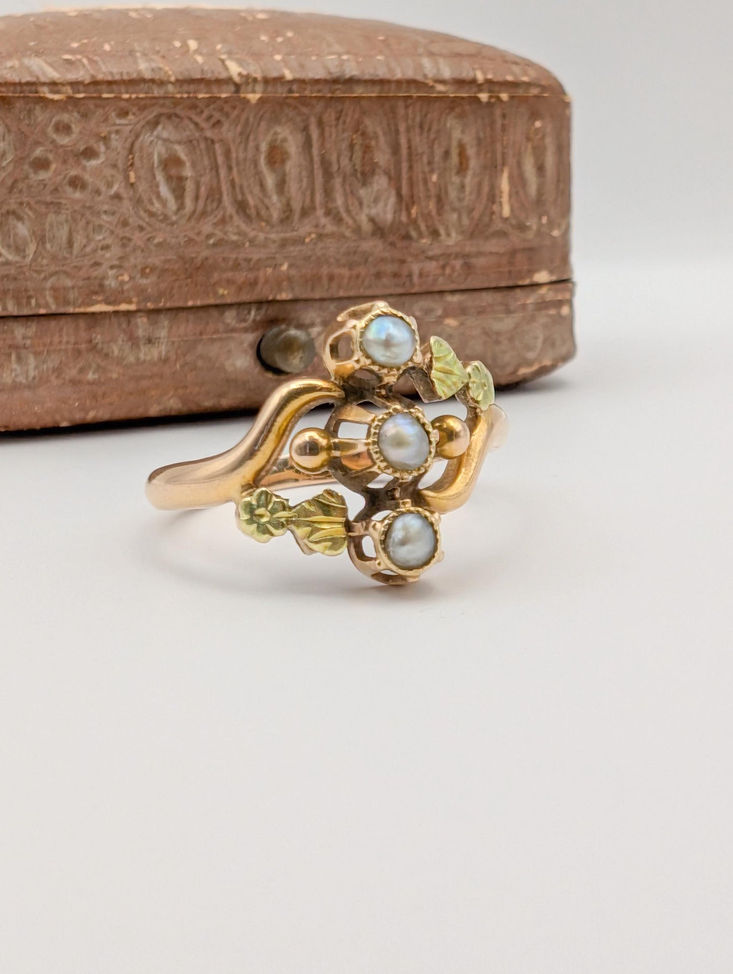 18K Gold Art Nouveau Pearl Ring - Antique French Design