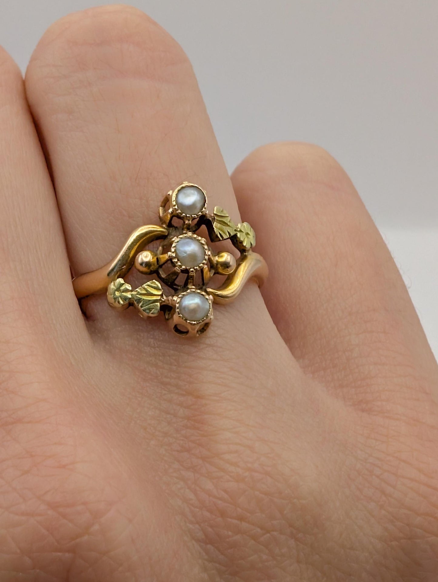 18K Gold Art Nouveau Pearl Ring - Antique French Design