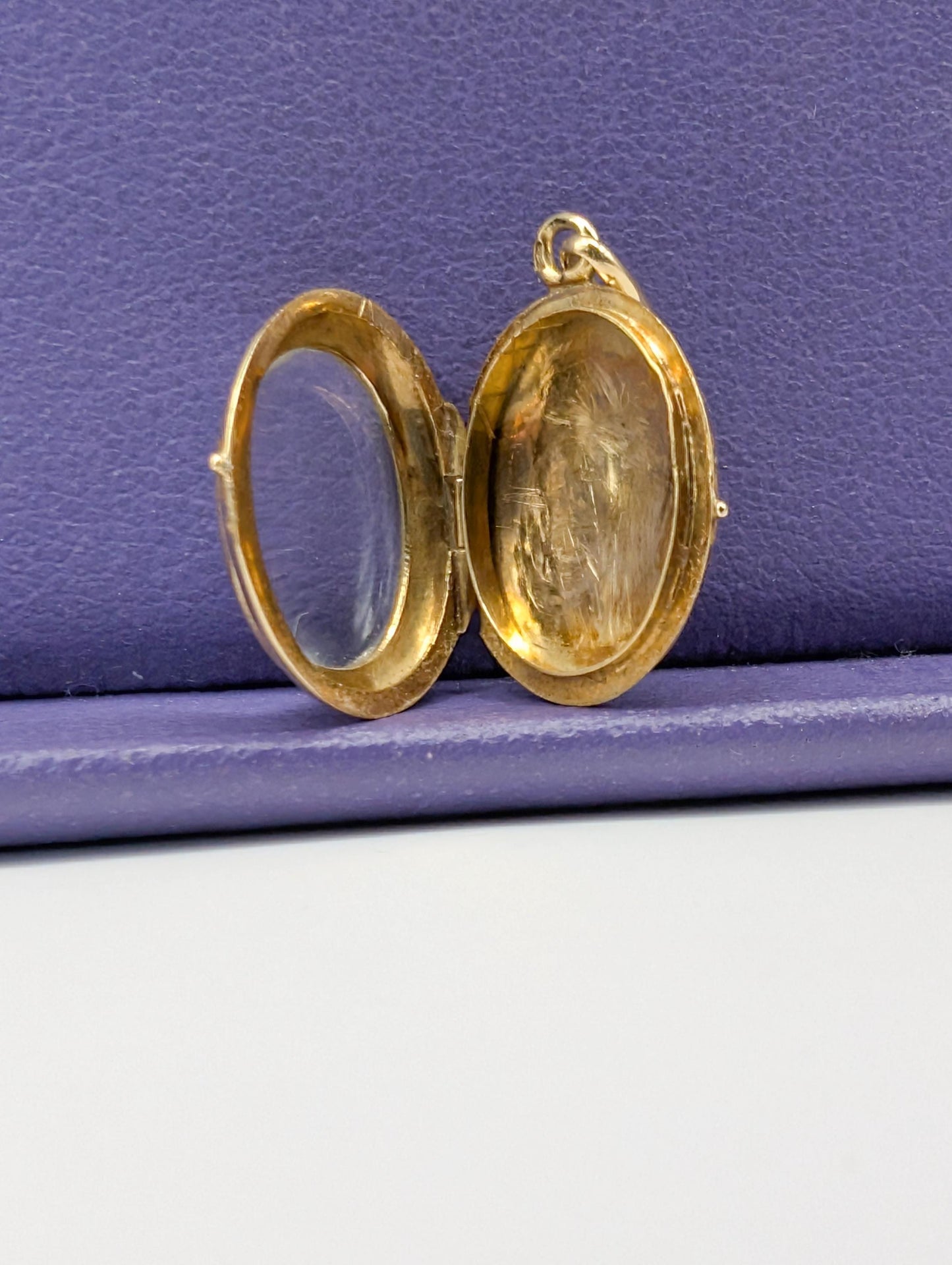 18k Gold Napoleon III Shaker Locket: Antique French Beveled Glass