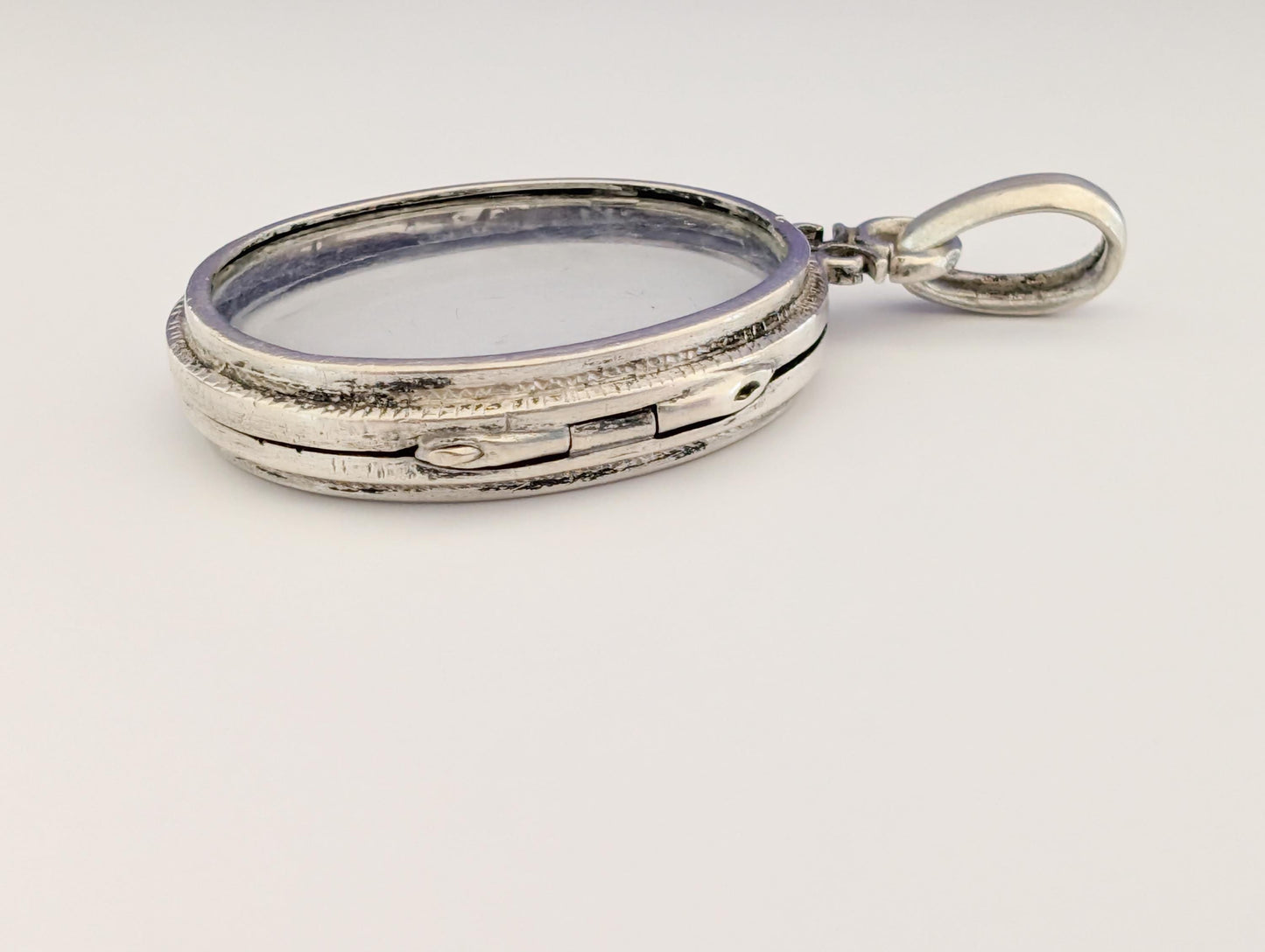 Antique Napoleon III Beveled Glass Locket: Victorian Silver Shaker Locket