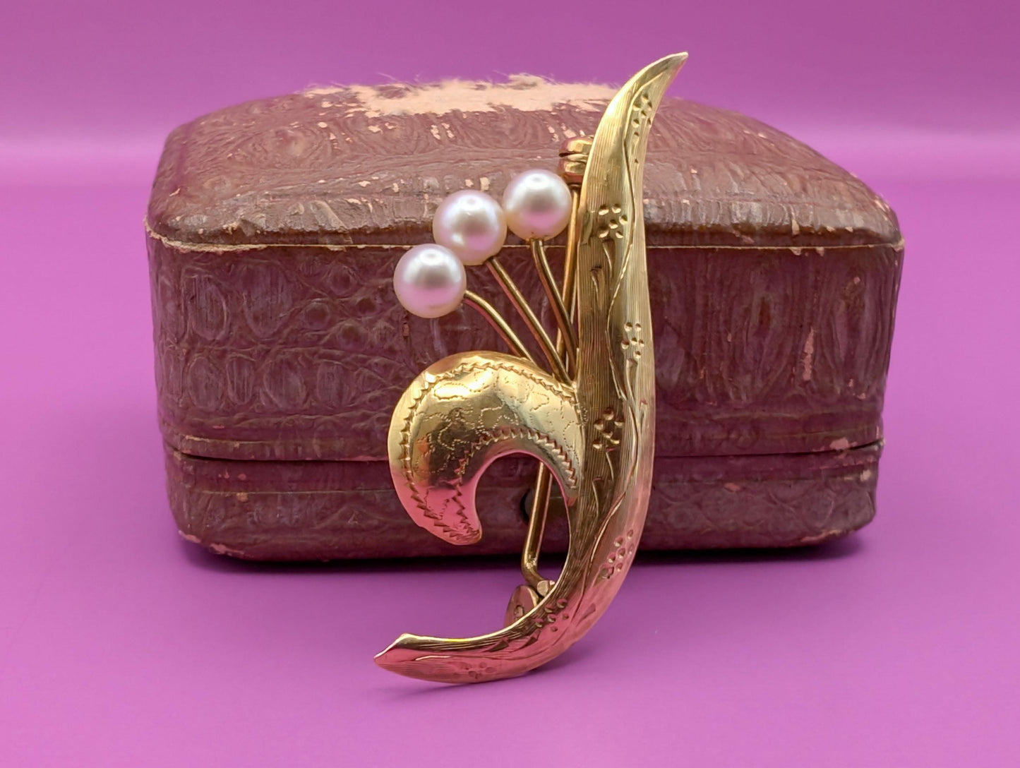 Vintage 18K Gold Brooch with Natural Pearls - Italian Design